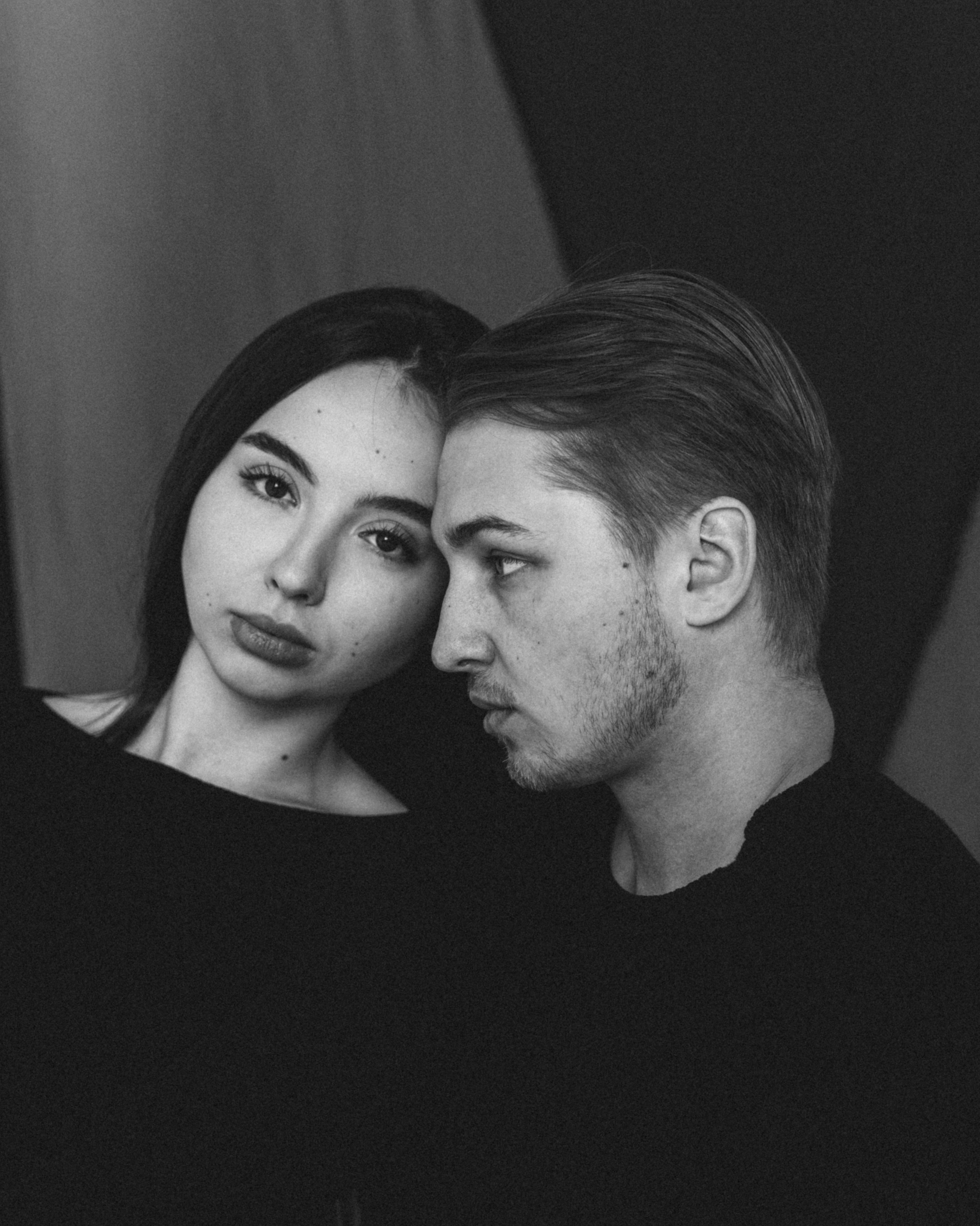 TOTAL BLACK. WEDDING