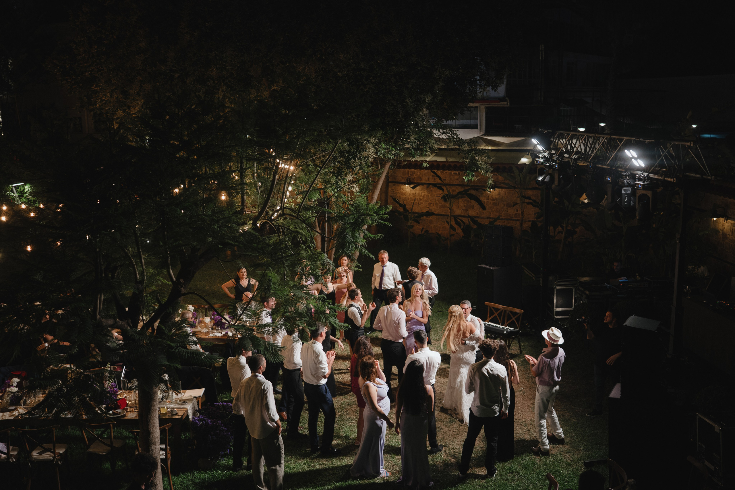 Casa Sur. Wedding & Documentary Photographer based in Nuremberg — available across Europe & Turkey | Vitalii Nasonov