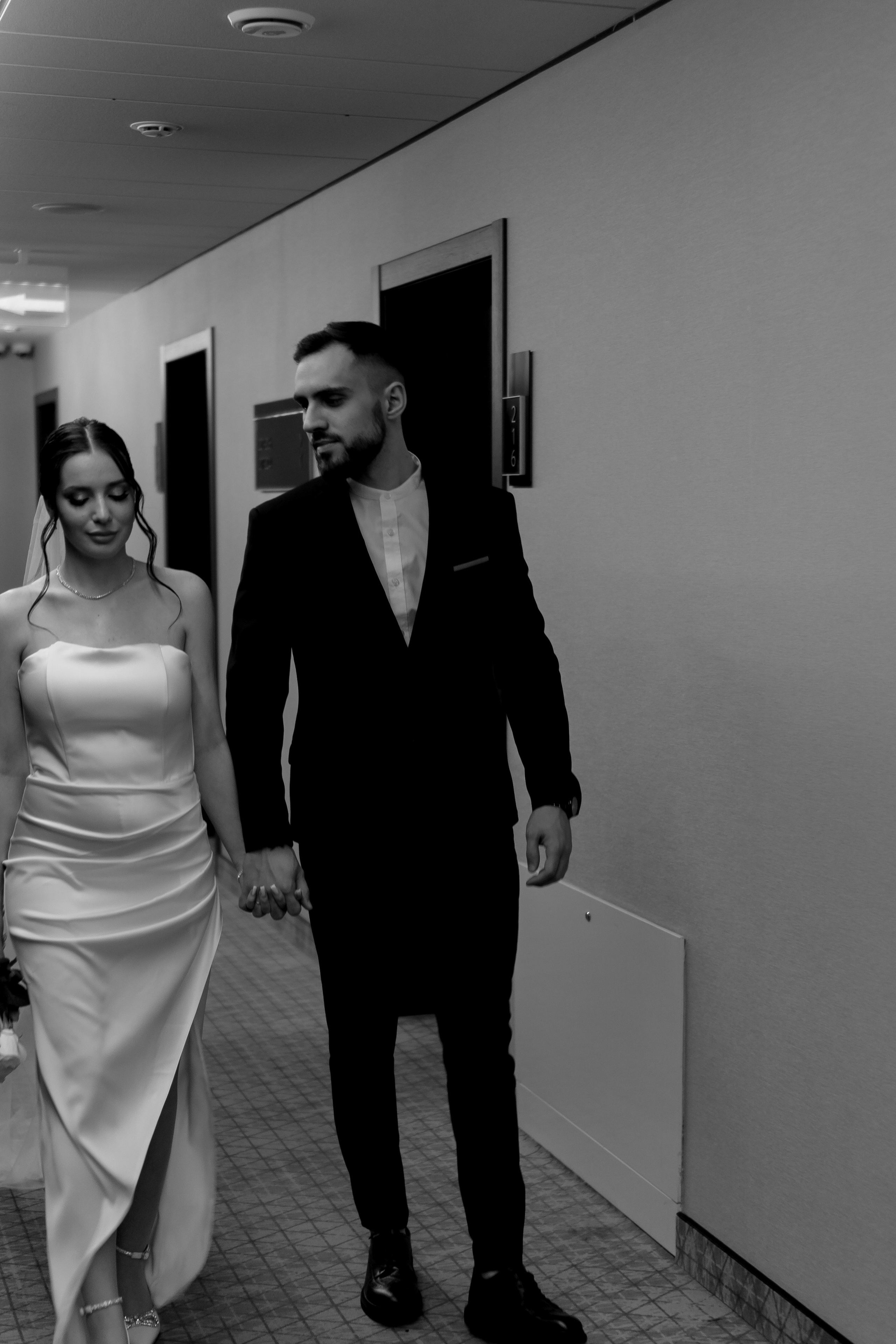 СВАДЕБНАЯ СЬЕМКА СБОРОВ ЖЕНИХА И НЕВЕСТЫ В ОТЕЛЕ И ТАКЖЕ ФОТОСЕССИИЯ В ОТЕЛЕЕ МЕГАПОЛИС БРЯНСК. Профессиональный фотограф, Санкт-Петербург — Виктория Богомолова