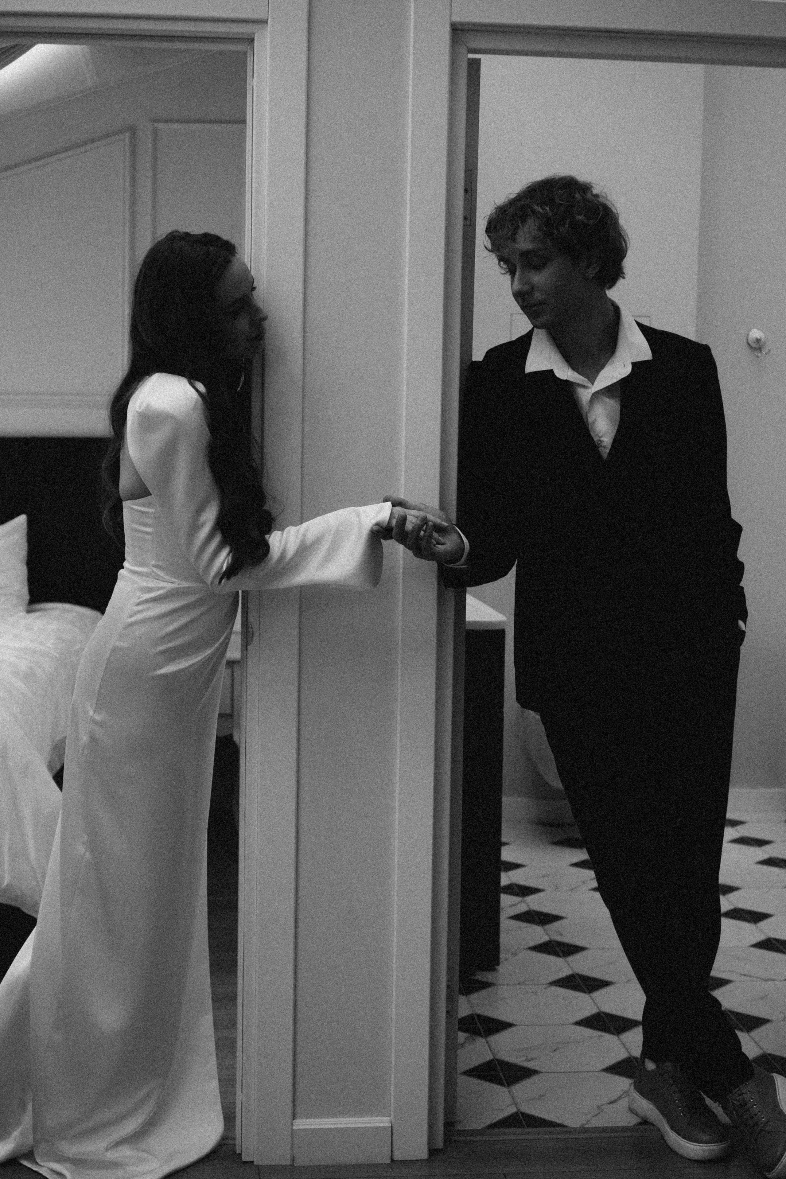 СВАДЕБНАЯ СЬЕМКА В ОТЕЛЕ. СБОРЫ ЖЕНИХА И НЕВЕСТЫ И ТАКЖЕ ТОР И ПОДГОТОВКА К ПРОГУЛКЕ. Профессиональный фотограф, Санкт-Петербург — Виктория Богомолова