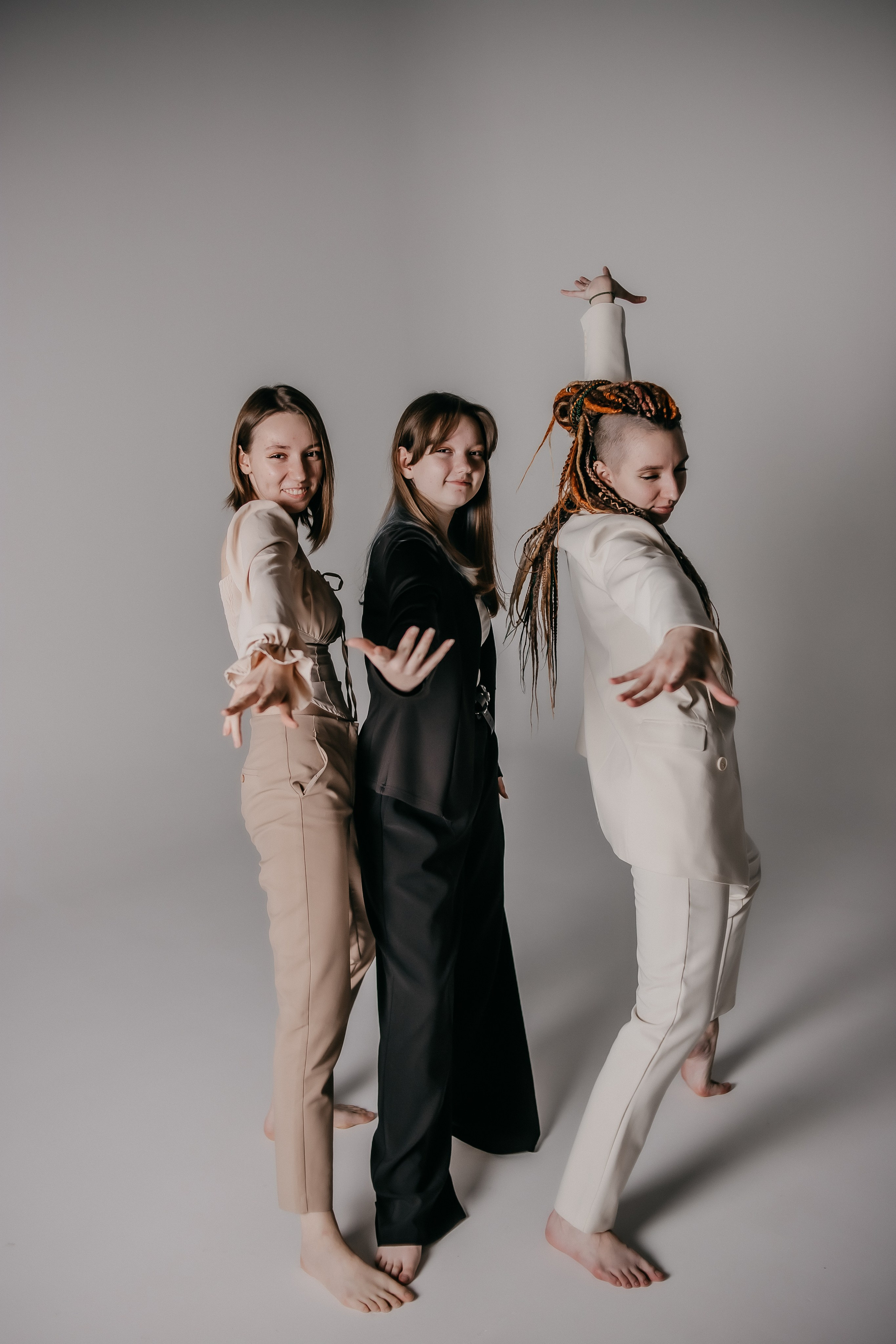 Три сестры. Марина, Алёна, Софья. Фотограф Регина Крикунова г. Красноярск