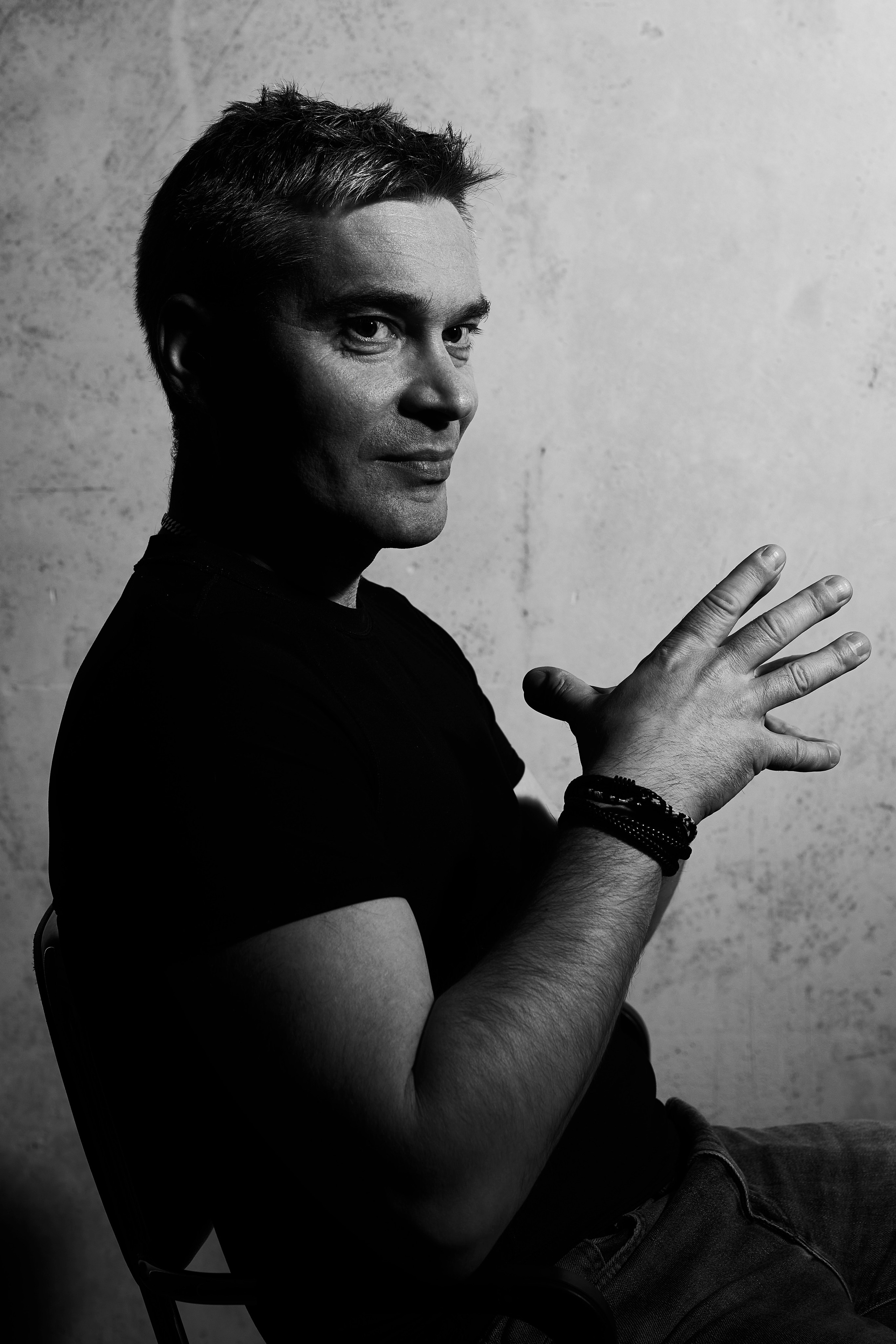 Мужской портрет в студии. Анна Потявина. Фотограф Москва