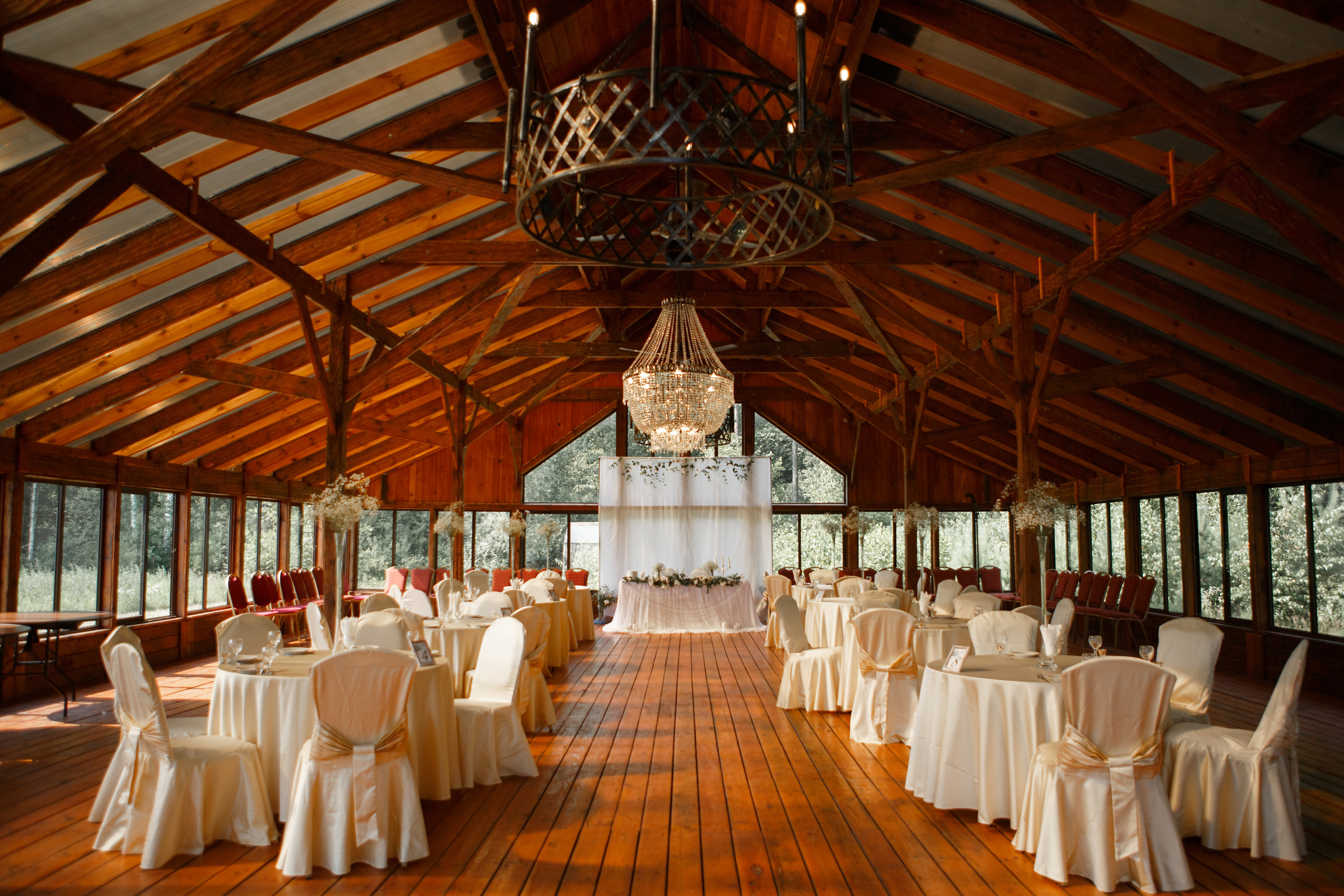 Денис и Наталья. Фотосессия в Усадьбе Храповицкого. Кристина Невская — свадебный фотограф во Владимире