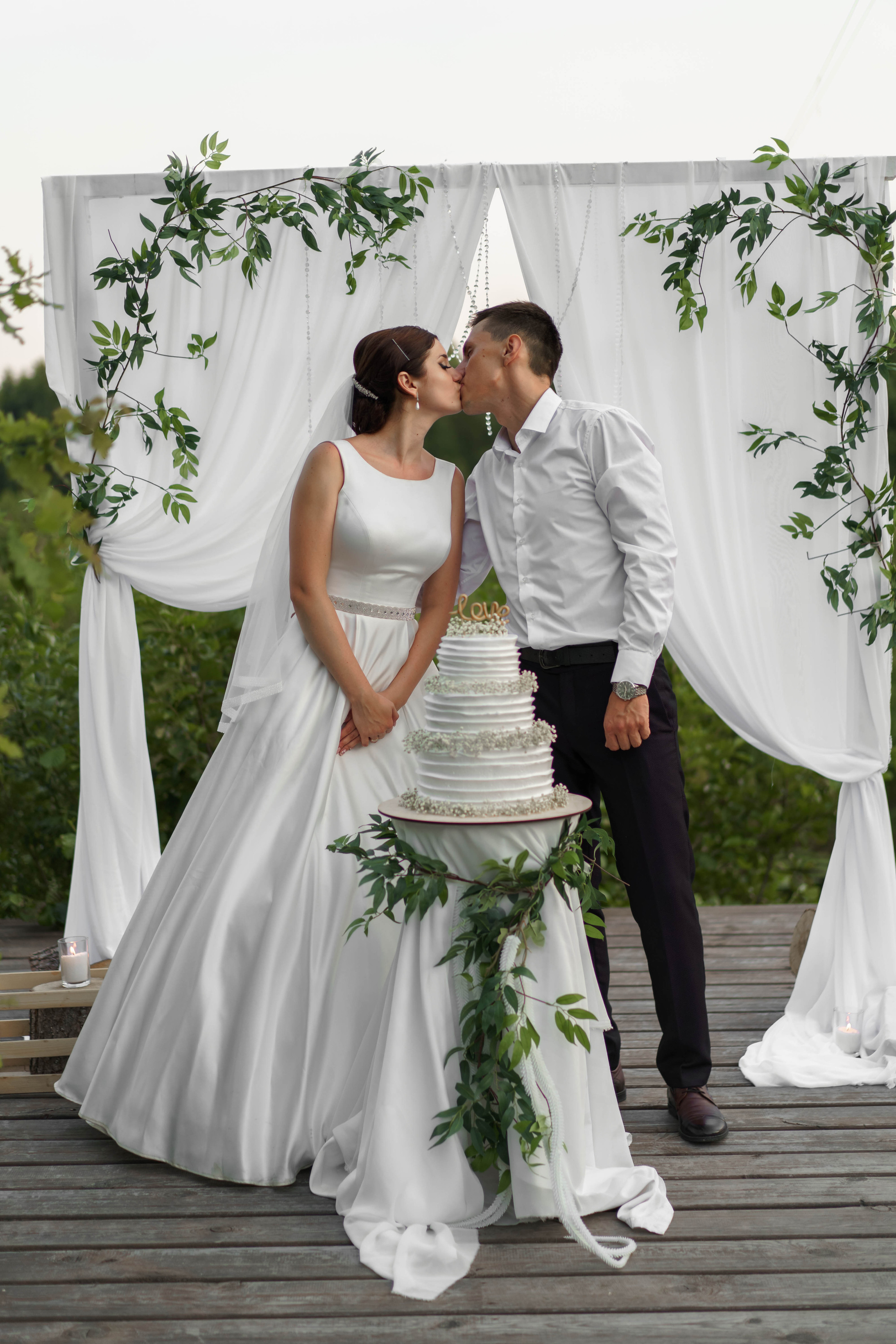 Денис и Наталья. Фотосессия в Усадьбе Храповицкого. Кристина Невская — свадебный фотограф во Владимире