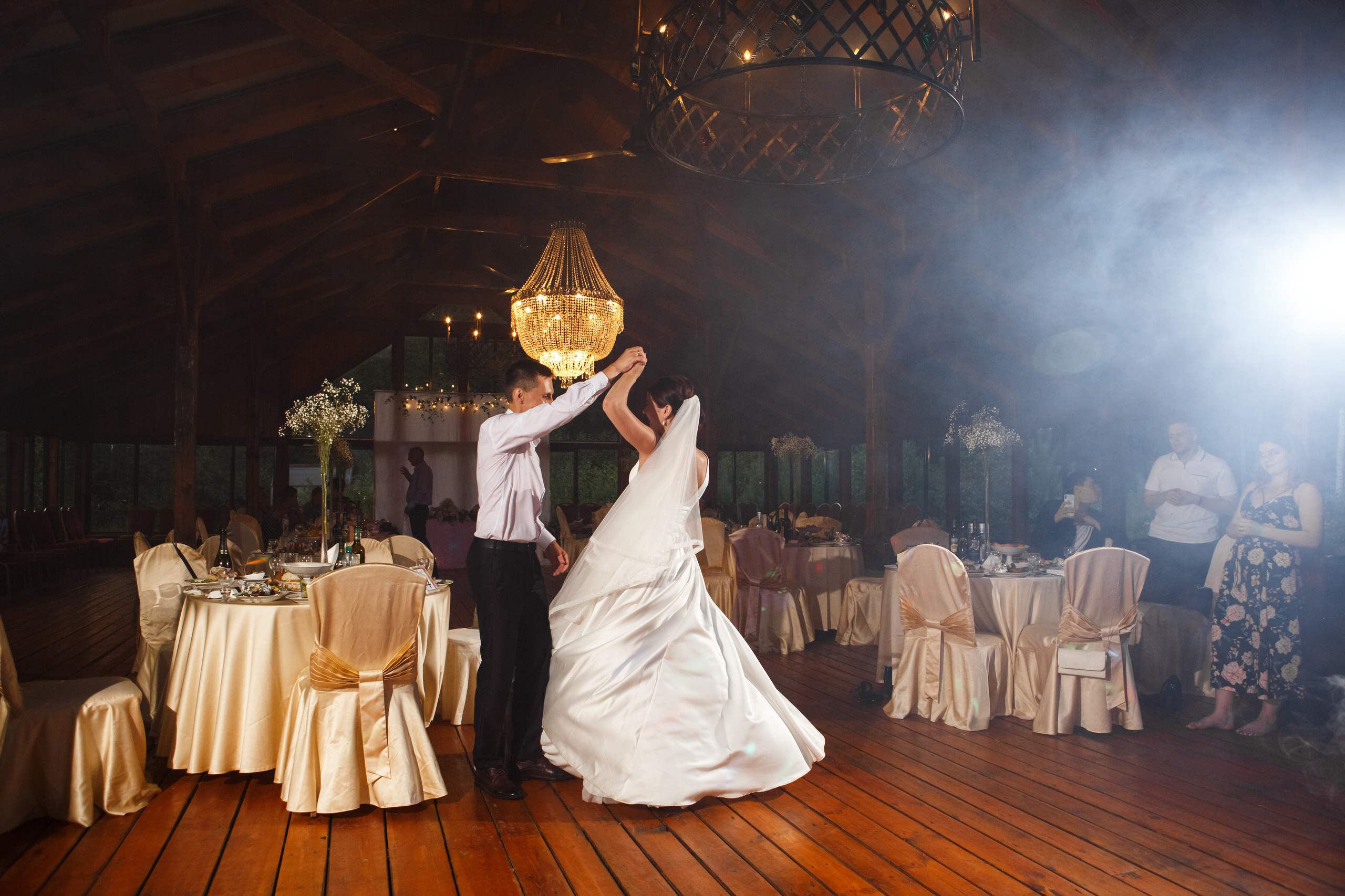 Денис и Наталья. Фотосессия в Усадьбе Храповицкого. Кристина Невская — свадебный фотограф во Владимире