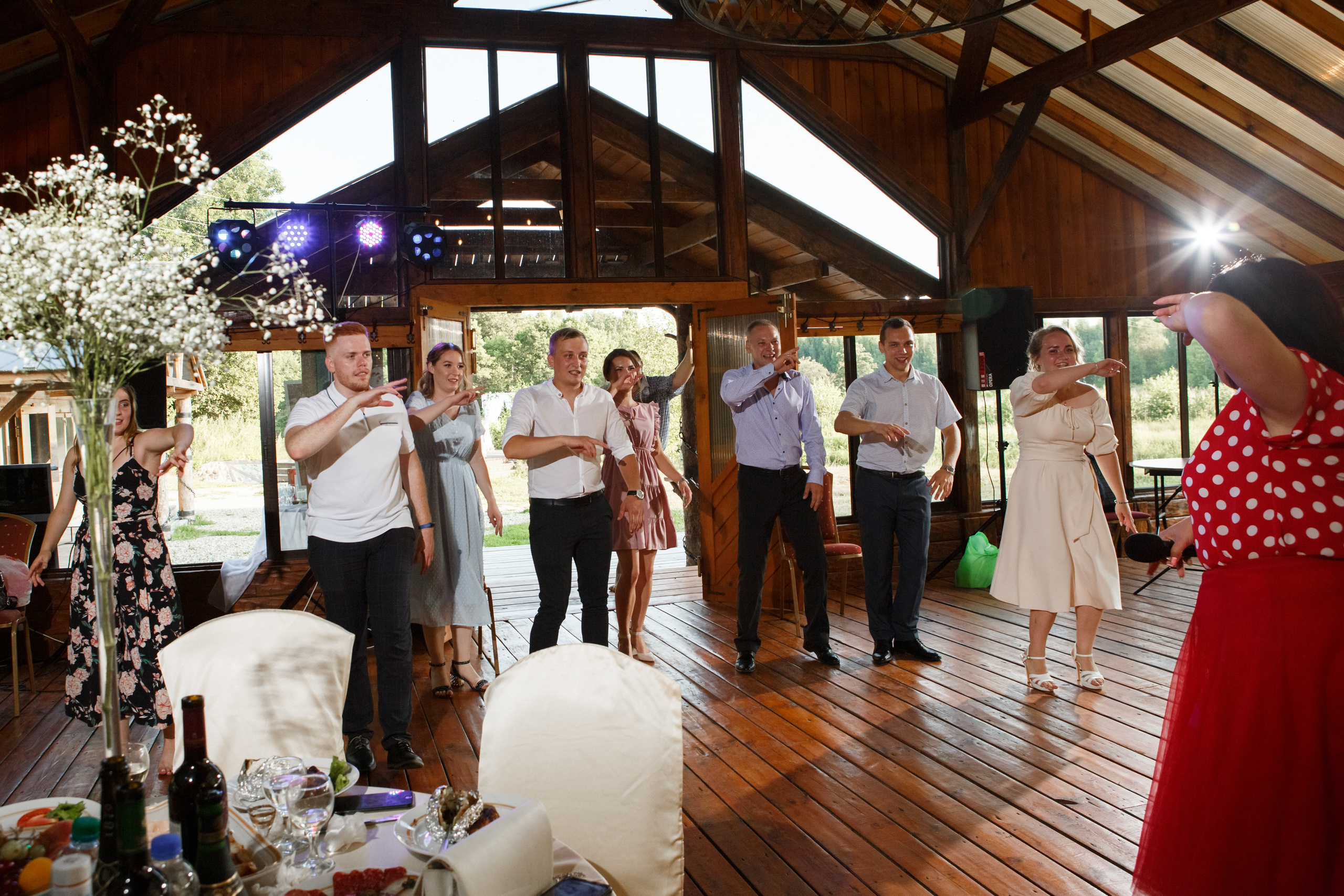 Денис и Наталья. Фотосессия в Усадьбе Храповицкого. Кристина Невская — свадебный фотограф во Владимире