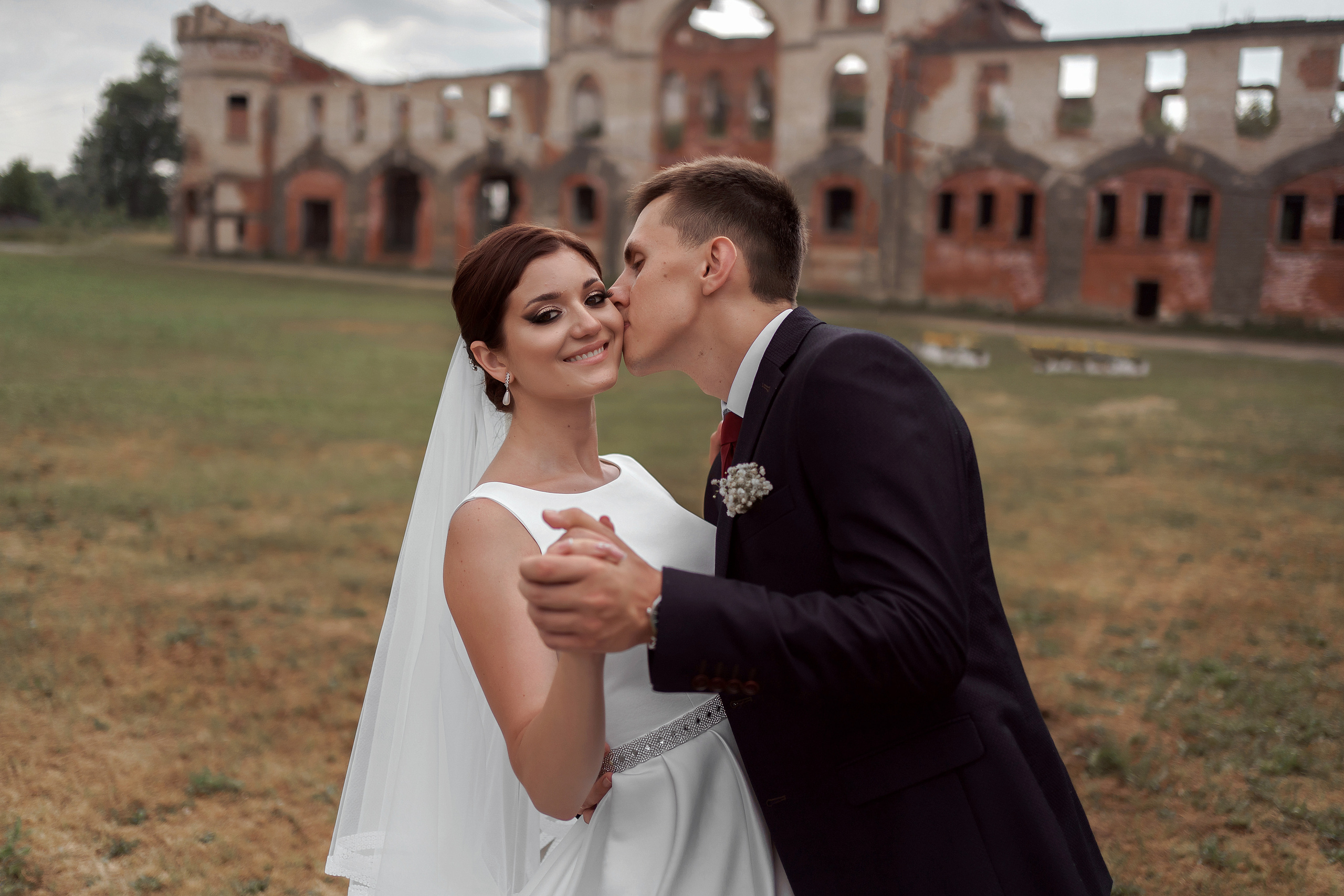 Денис и Наталья. Фотосессия в Усадьбе Храповицкого. Кристина Невская — свадебный фотограф во Владимире