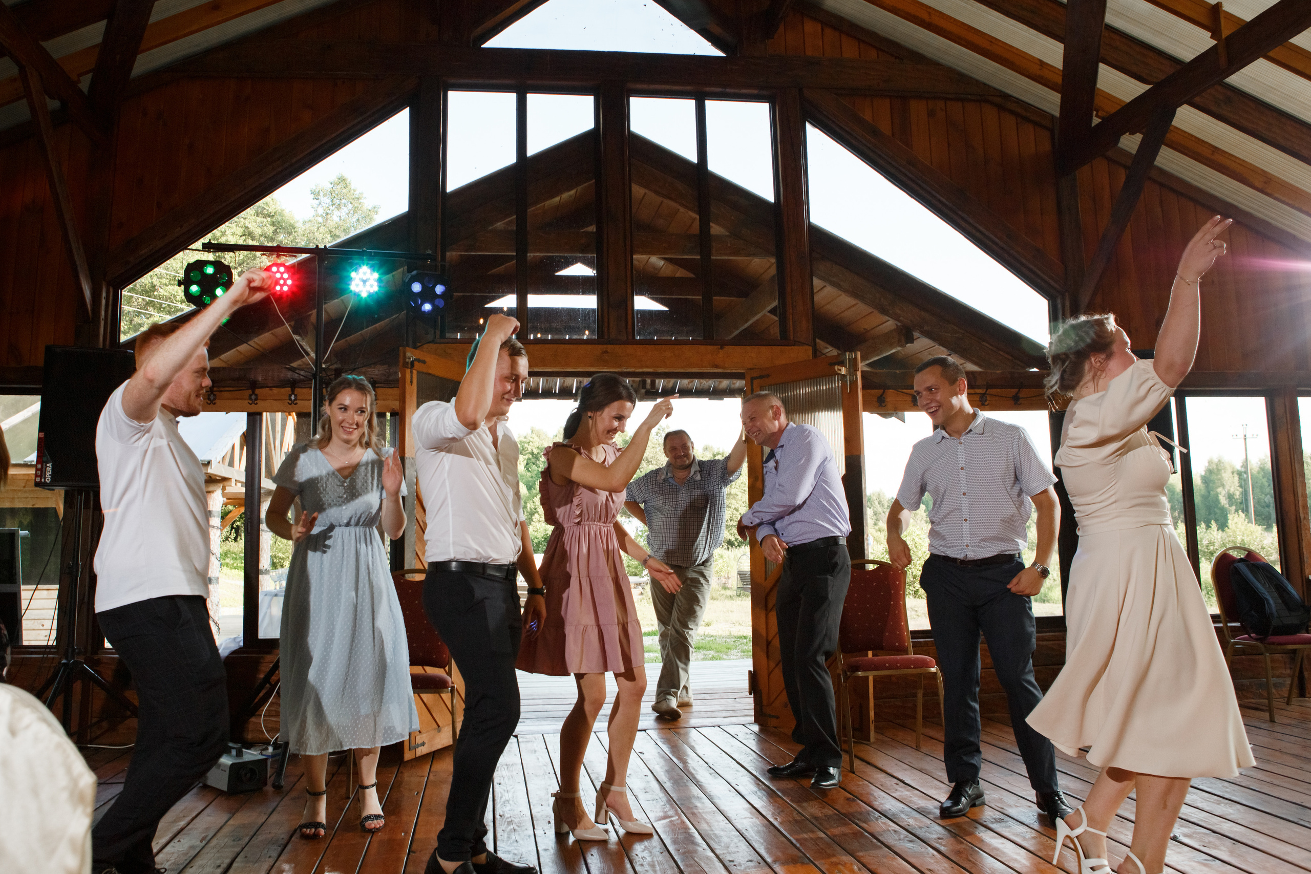 Денис и Наталья. Фотосессия в Усадьбе Храповицкого. Кристина Невская — свадебный фотограф во Владимире