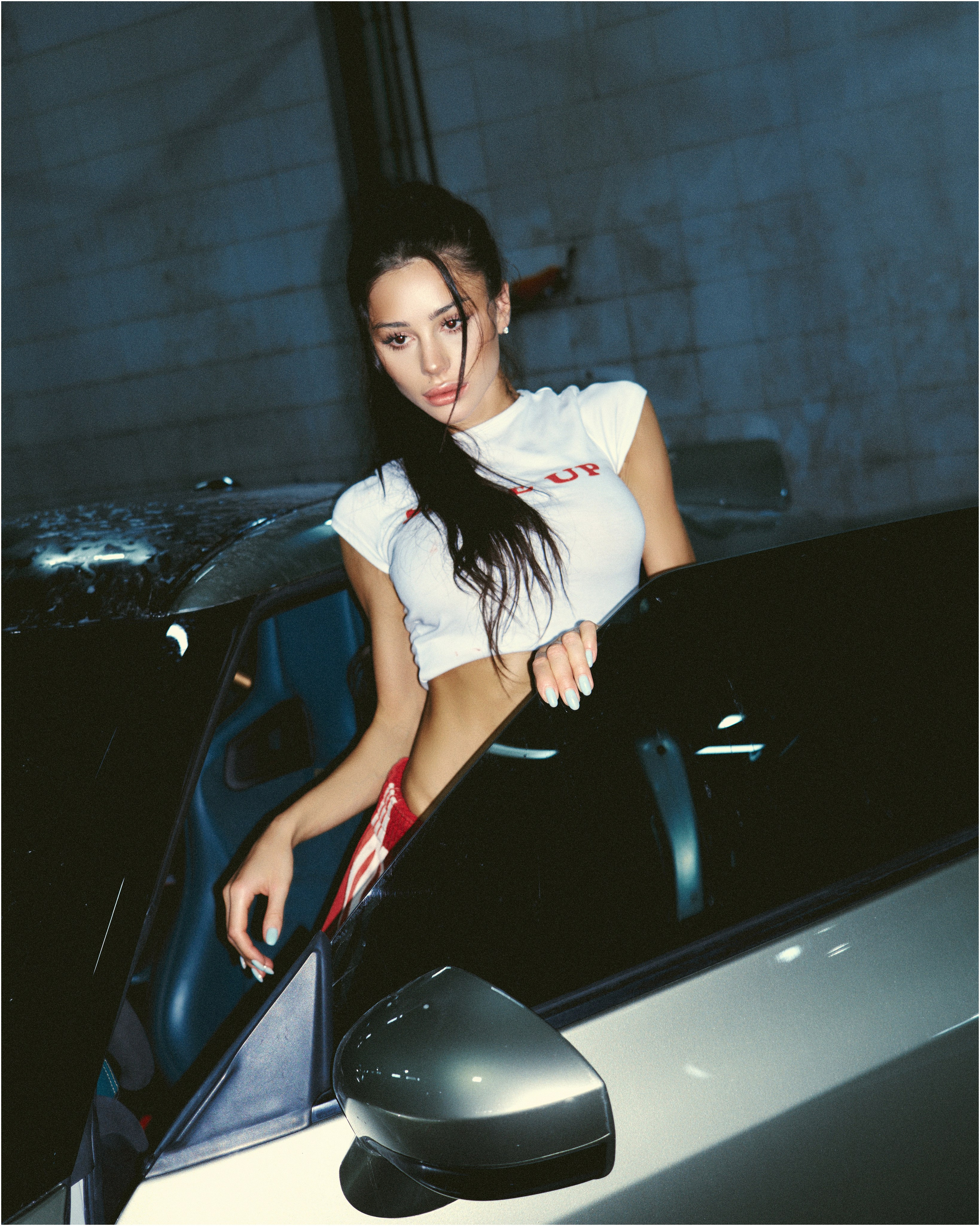 Yanas0r0ka. NOIZOMAX Художественный фотограф в Дубай