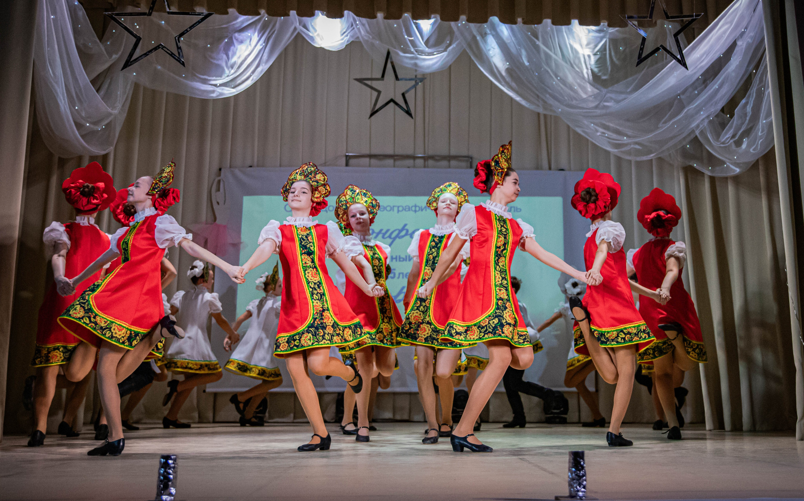 «Конфетти» Юбилейный концерт «Твори Добро». Фотограф Дарья Маташкова