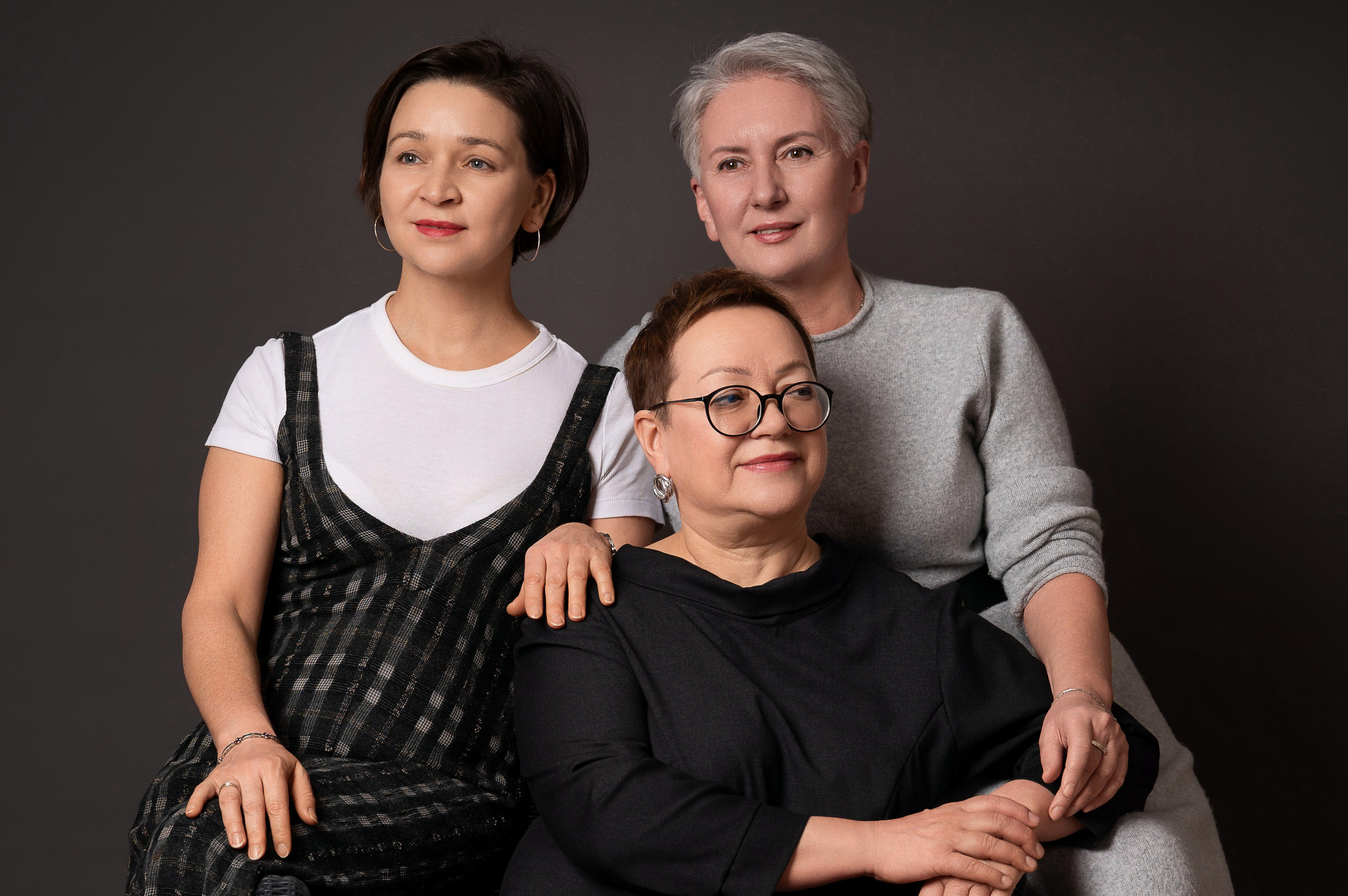 СЪЁМКА ДЛЯ КОНТЕНТА В СТУДИИ ДЛЯ ТРИНИТИ. Портретный фотограф в Москве Евгений Кемайкин