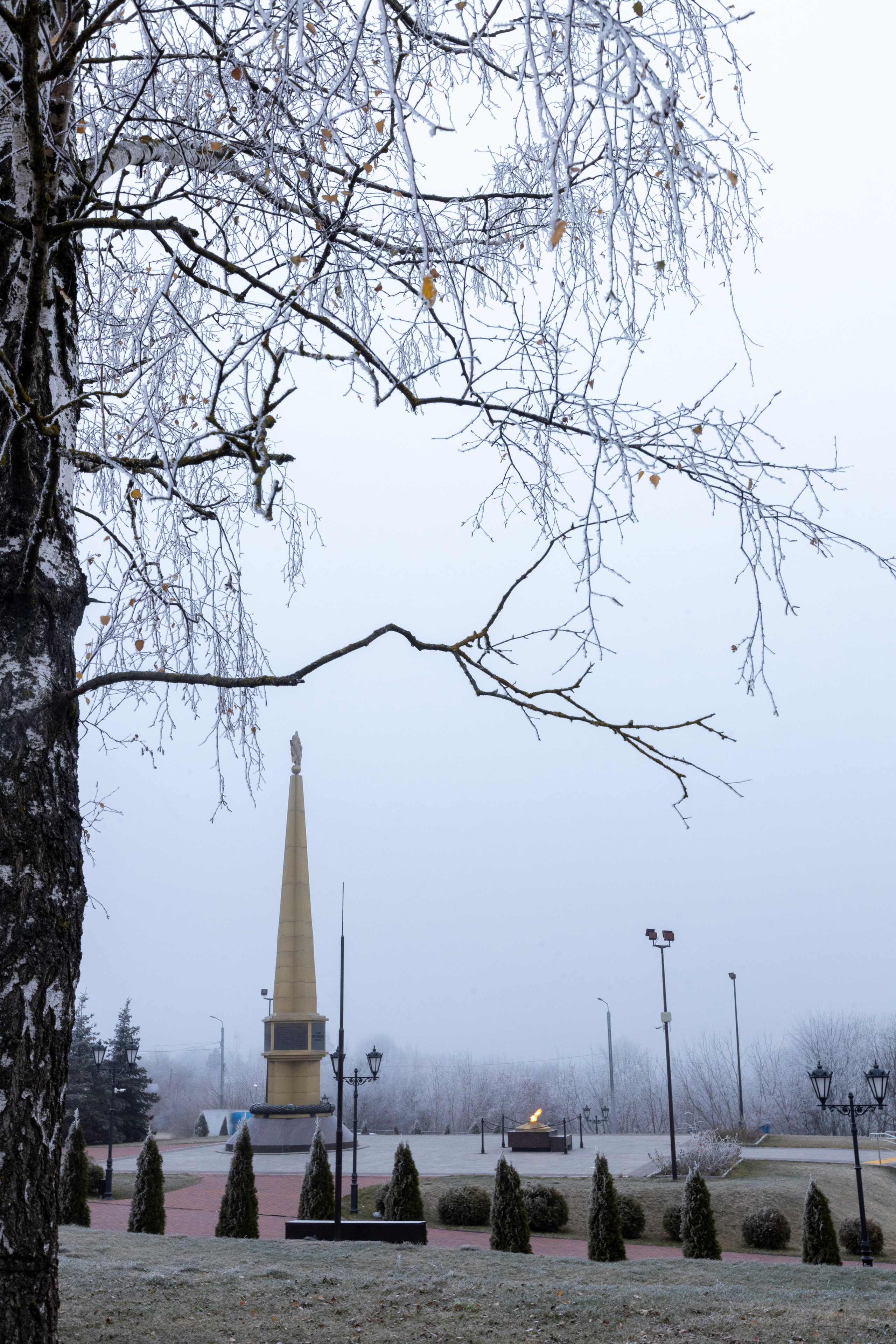Иней — Менделеевский. Мемориалы Героям Великой Отечественной Войны. Фотограф в Туле Крупский АнДРей. Фотостудия «КАДР71» в Туле
