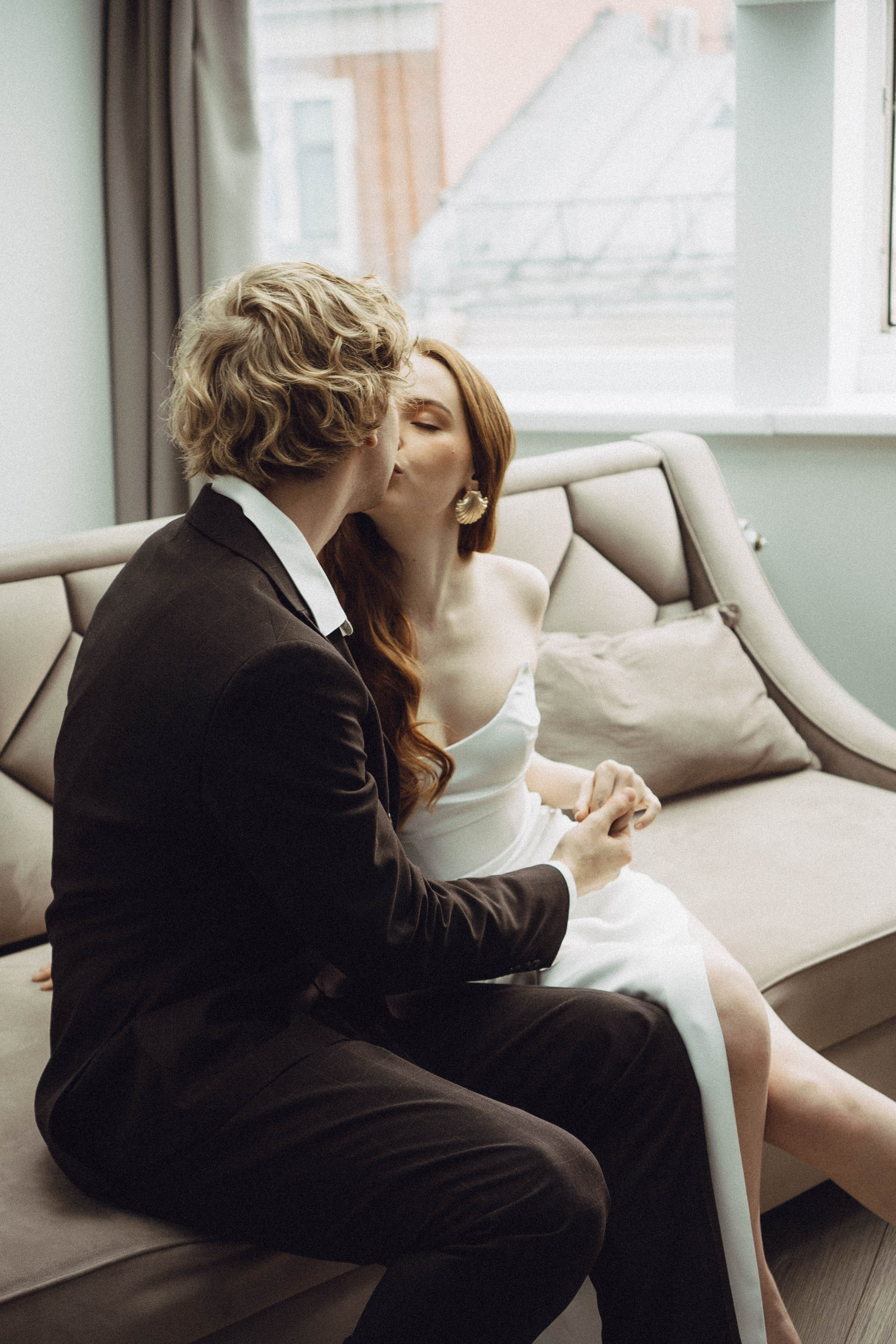 СВАДЕБНАЯ СЬЕМКА В ОТЕЛЕ. СБОРЫ ЖЕНИХА И НЕВЕСТЫ И ТАКЖЕ ТОР И ПОДГОТОВКА К ПРОГУЛКЕ. Профессиональный фотограф, Санкт-Петербург — Виктория Богомолова