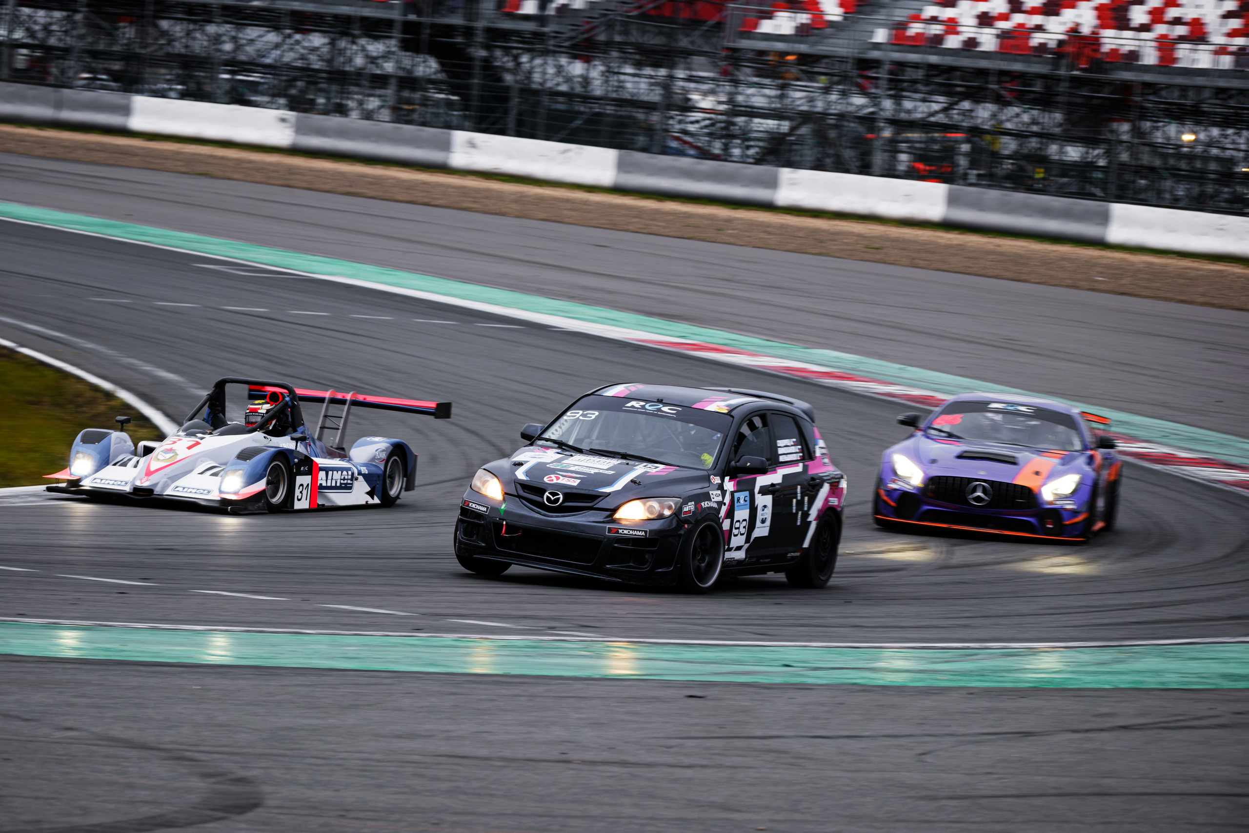 Российская серия гонок на выносливость. Авто и мотоспорт — фотограф Антон Медведев iCoguar