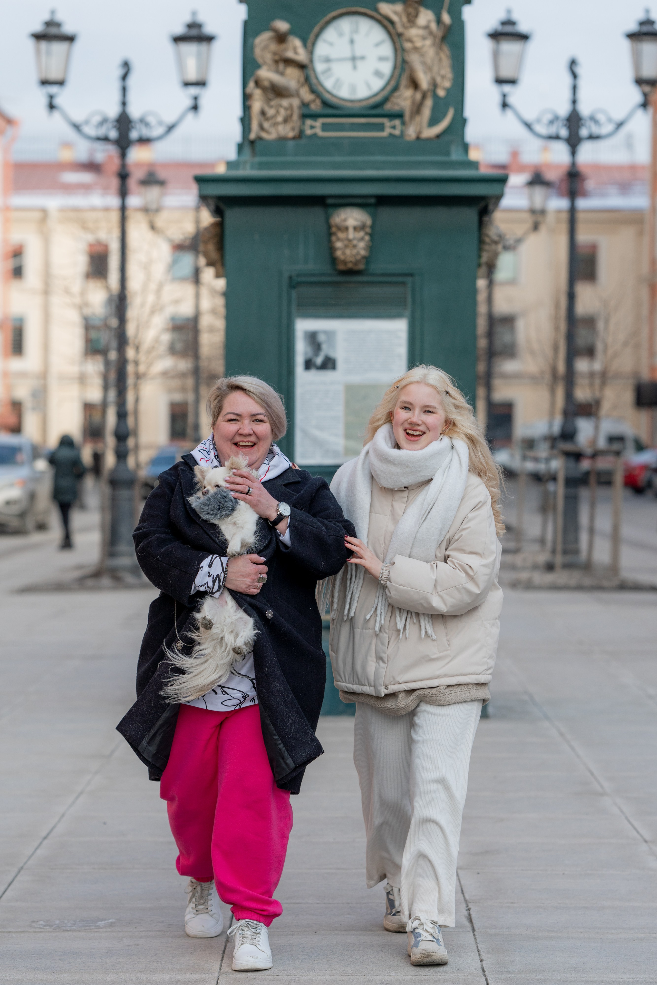 Семейная фотосессия в Санкт-Петербурге. Свадебный фотограф Александр Невский в Санкт-Петербурге
