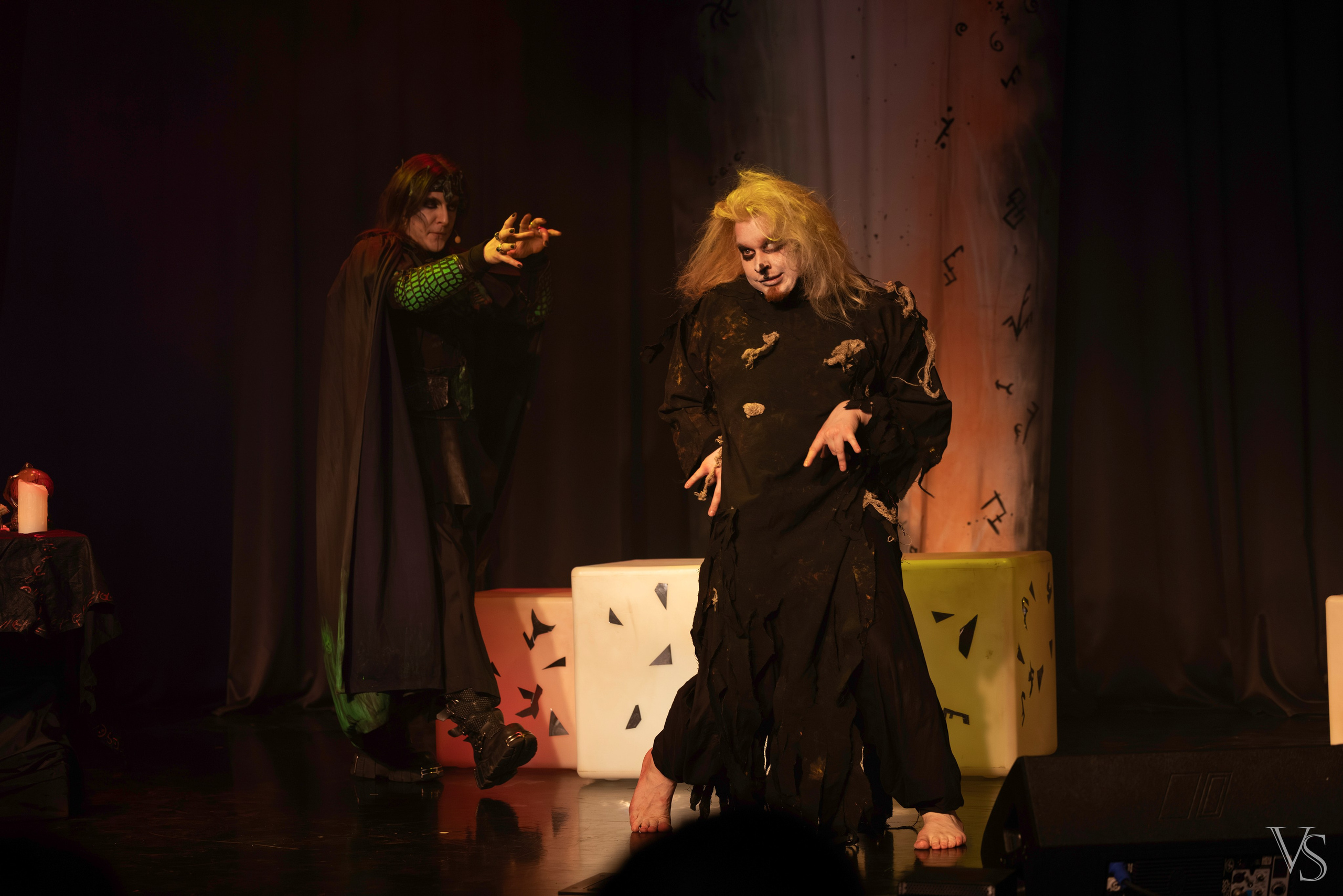 Книга стихий 25.01. Фотограф Виктор Степанов