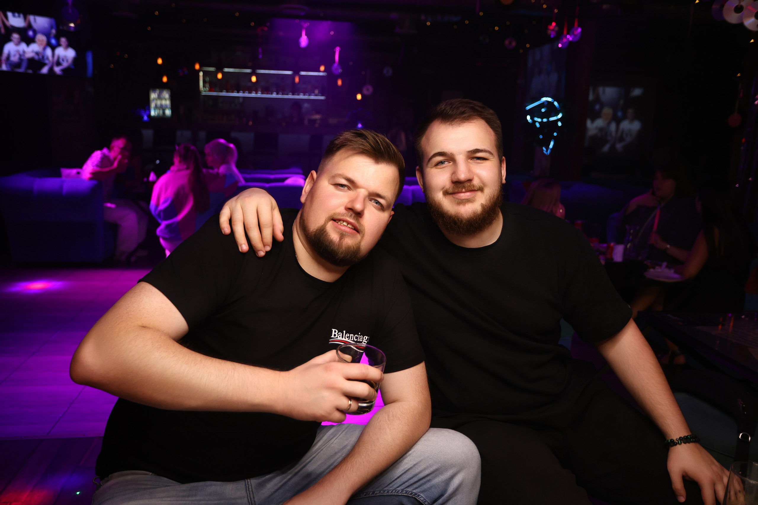 Retro Party 29.08.25. Мята Спортивная — Кальянная, караоке, бар в Минске