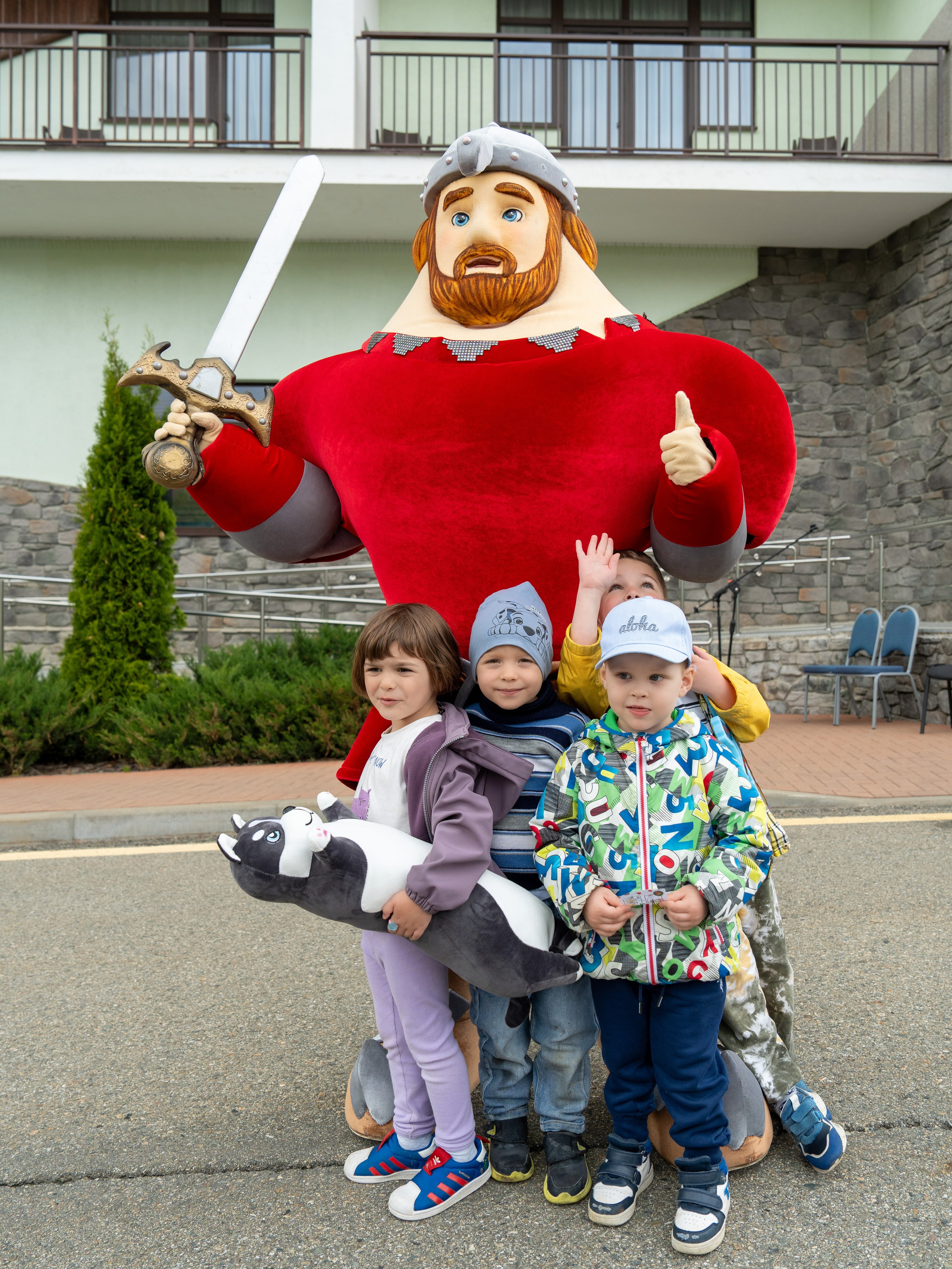 Шествие бессмертного полка 9 мая 2024 Rosa Springs. Репортажный фотограф в Красной Поляне и Сочи Павлюченко Екатерина