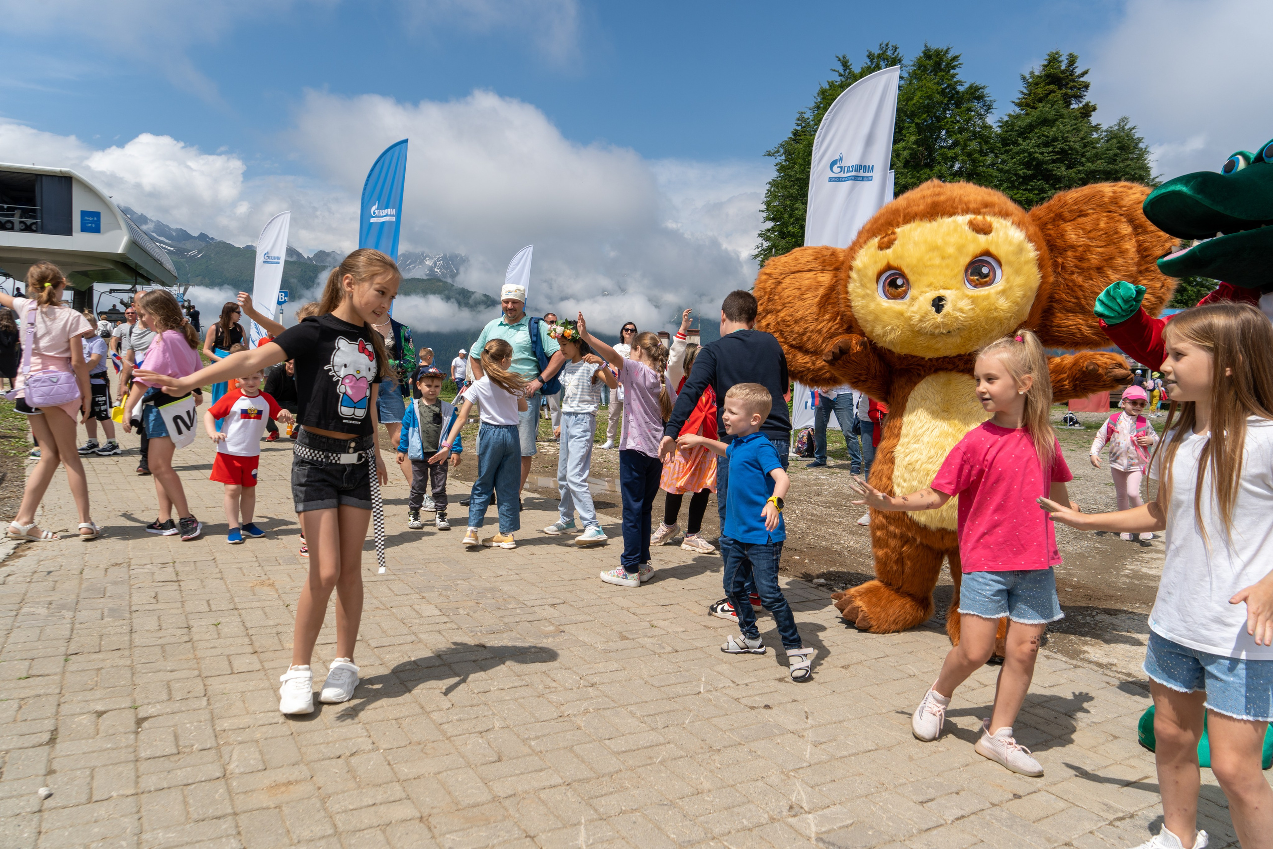 День России на курорте Газпром 2023. Репортажный фотограф в Красной Поляне и Сочи Павлюченко Екатерина