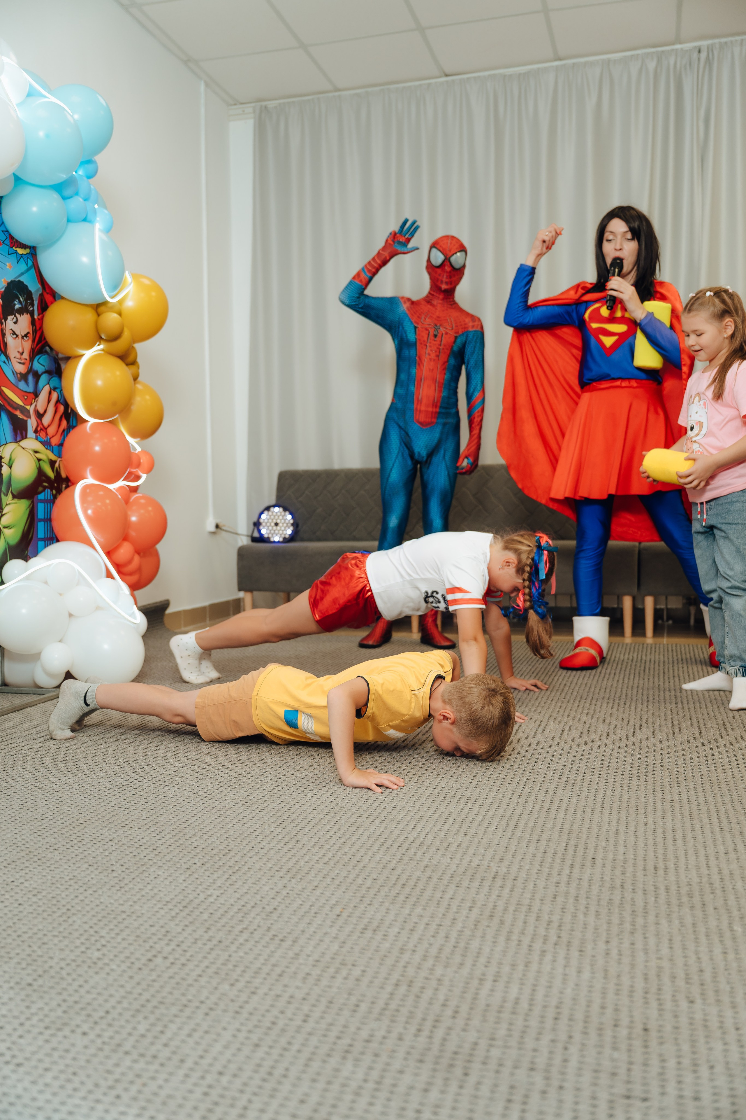 Праздник Льва в Мультифокс. Детский и семейный фотограф Катерина Мишина