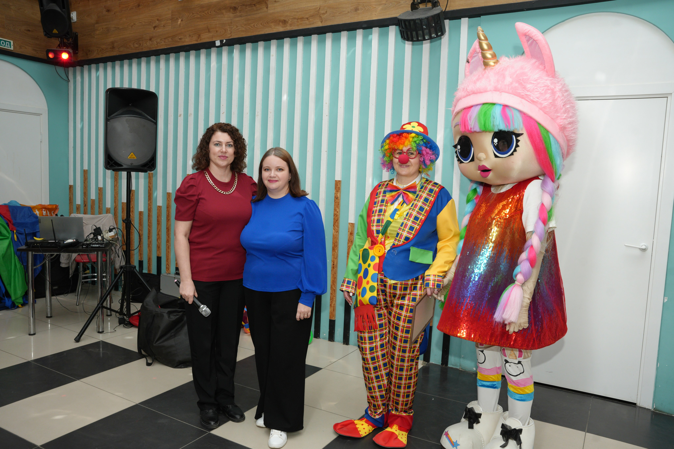 Социально —благотворительная акция «Ты в этом мире не один», посвященная Международному дню инвалидов. ВЫПУСКНЫЕ АЛЬБОМЫ, Школьный фотограф, семейный и свадебный в Саратове и области Ольга Плаксина