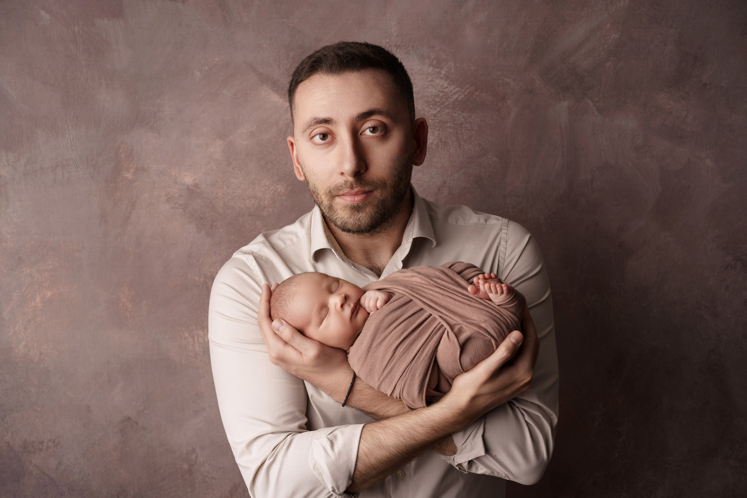 Семейные фотосессии с новорожденными | Трогательные кадры малышей и их близких в Москве и МО. Фотосессия новорожденных в Москве и Московской области | Профессиональный фотограф newborn — Татьяна Иванова