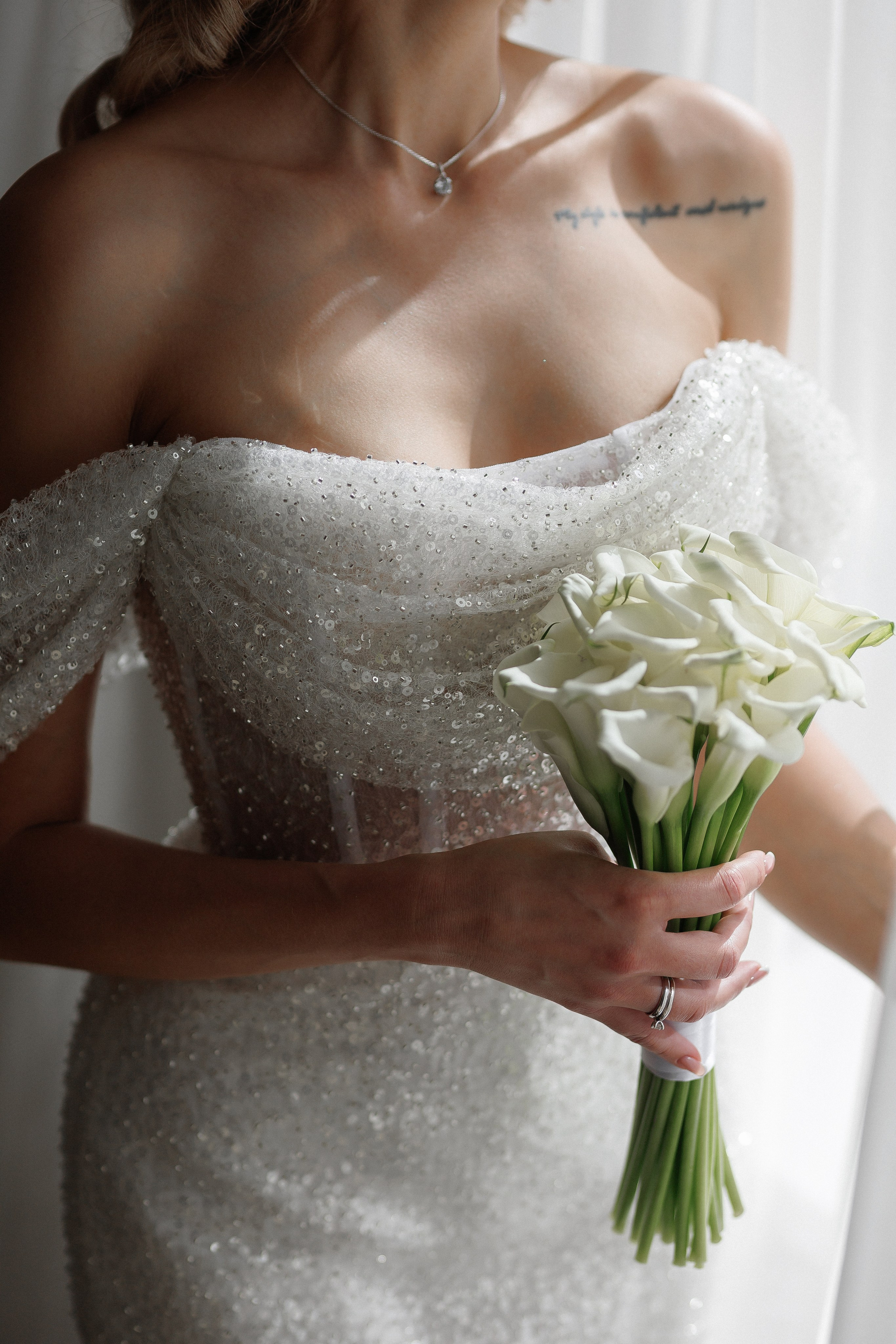 ···. Свадебный фотограф в Санкт-Петербурге Александра Чукавина