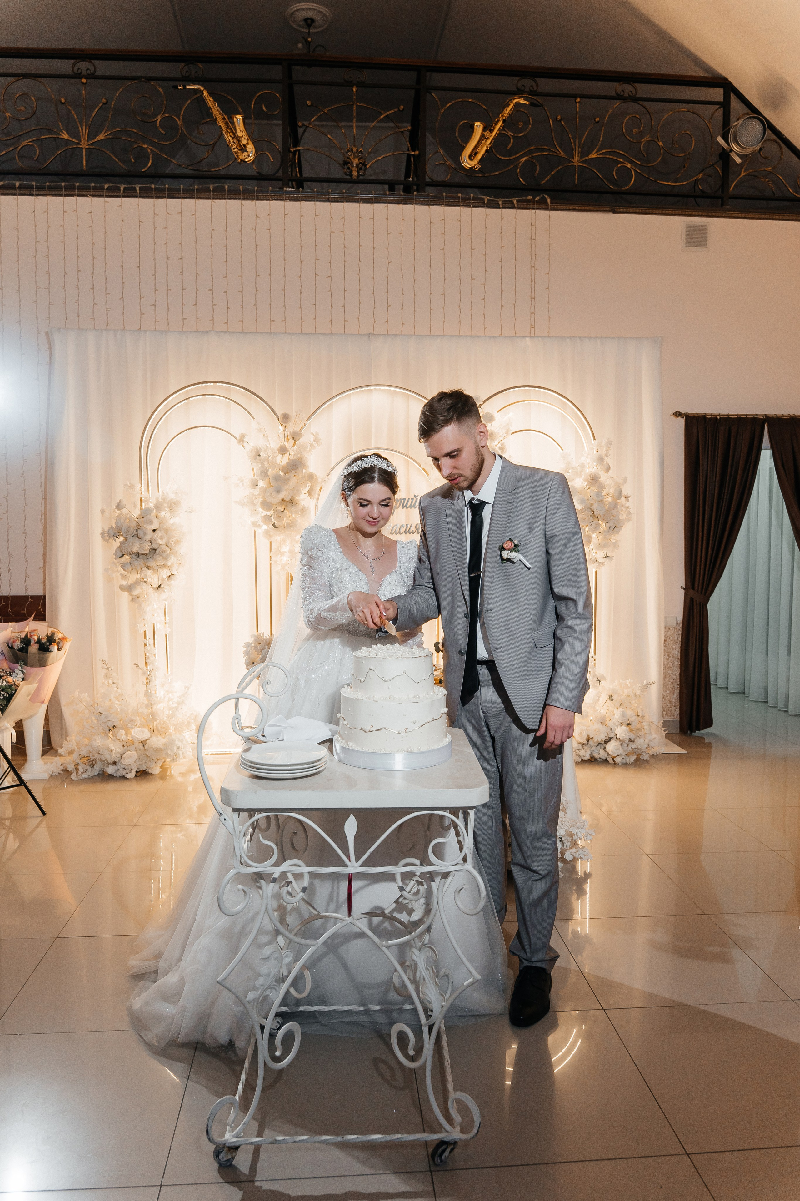 Дмитрий и Анастасия. Главная