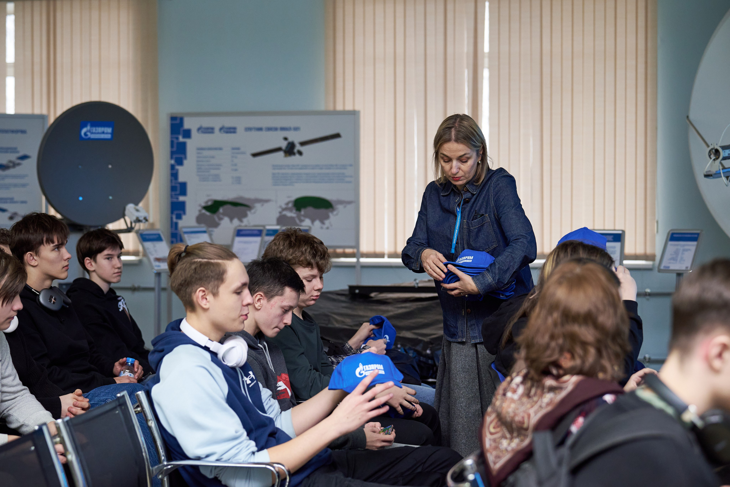 Экскурсия в «Газпром Космические системы». Фотограф Щёлково