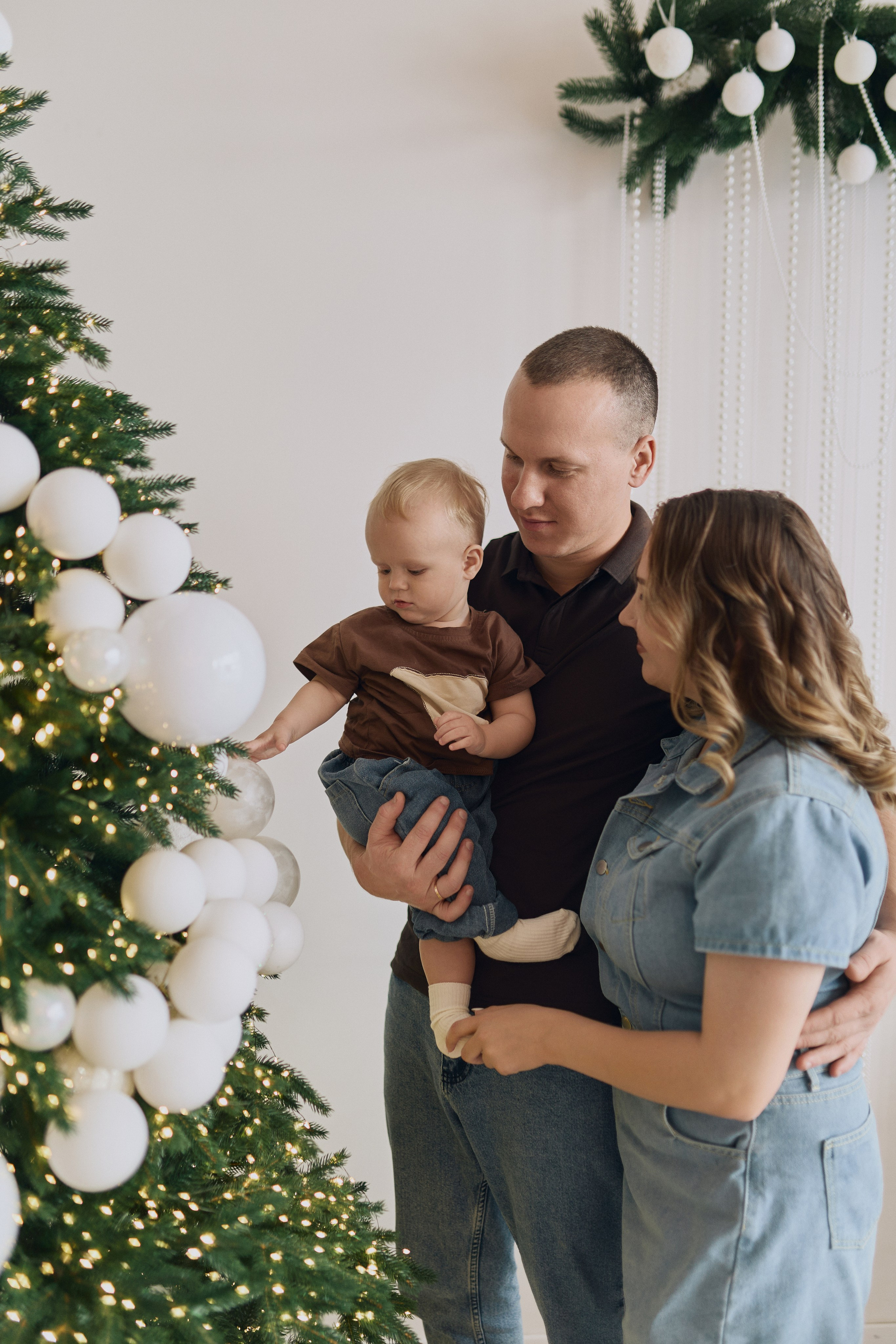 Семейная новогодняя фотосессия. Алина Каравайцева. Фотограф в городе Барнаул