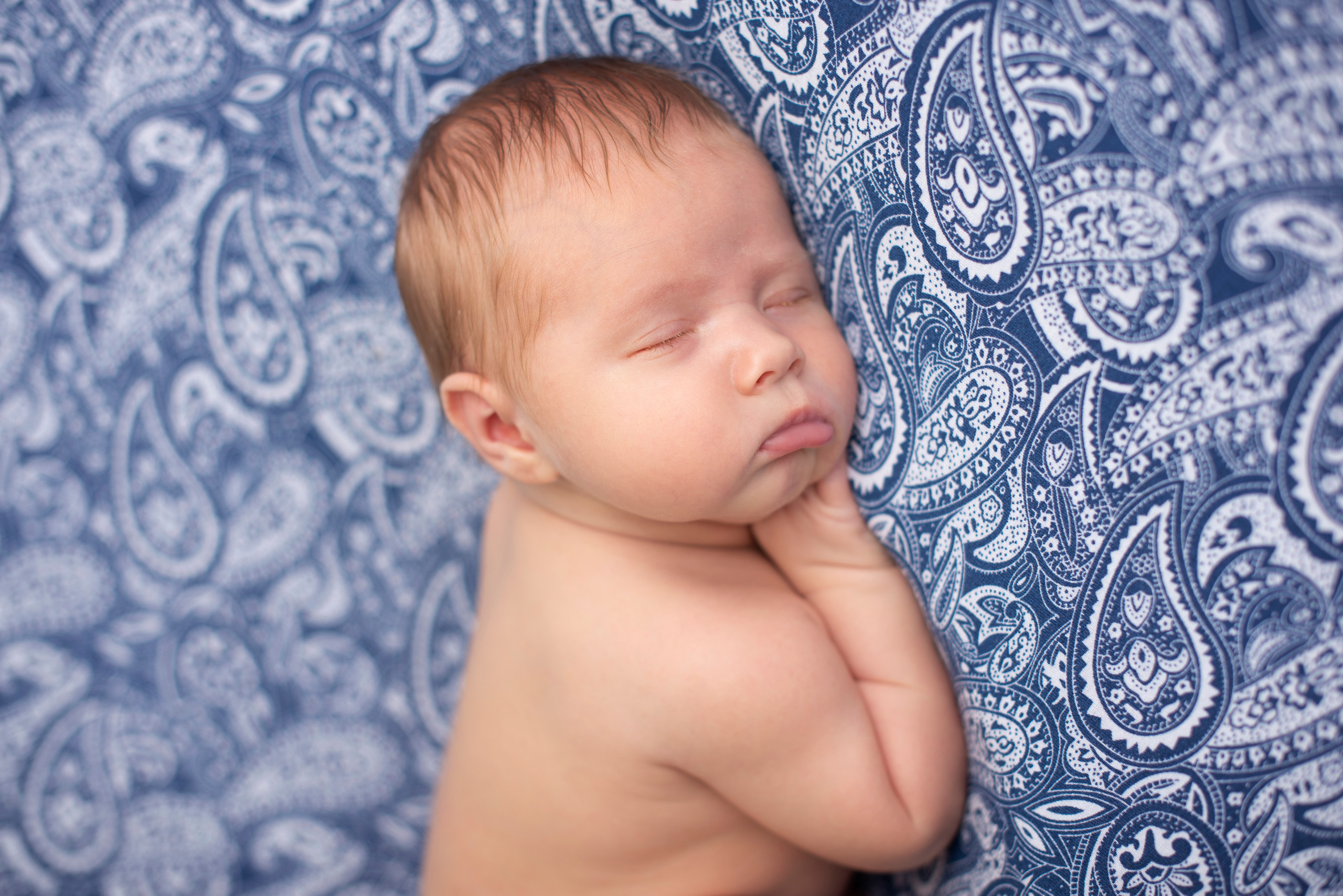 Нежные локации. Фотограф новорожденных и детский фотограф Старый Оскол