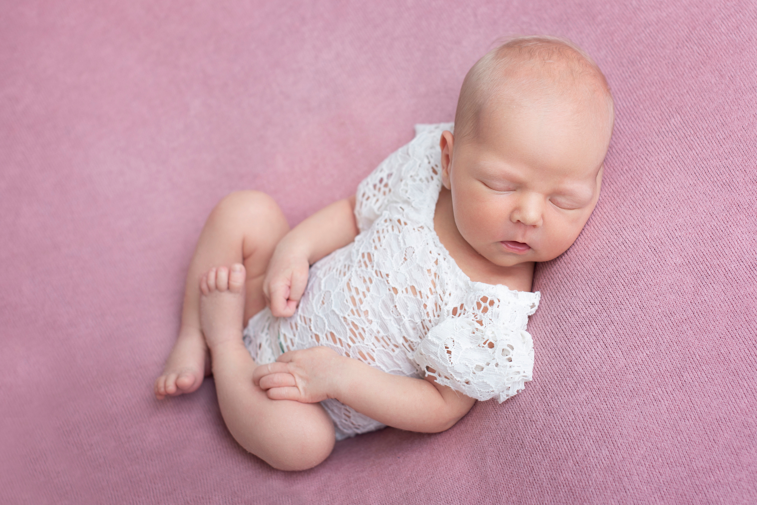 Фотограф новорожденных и детский фотограф Старый Оскол