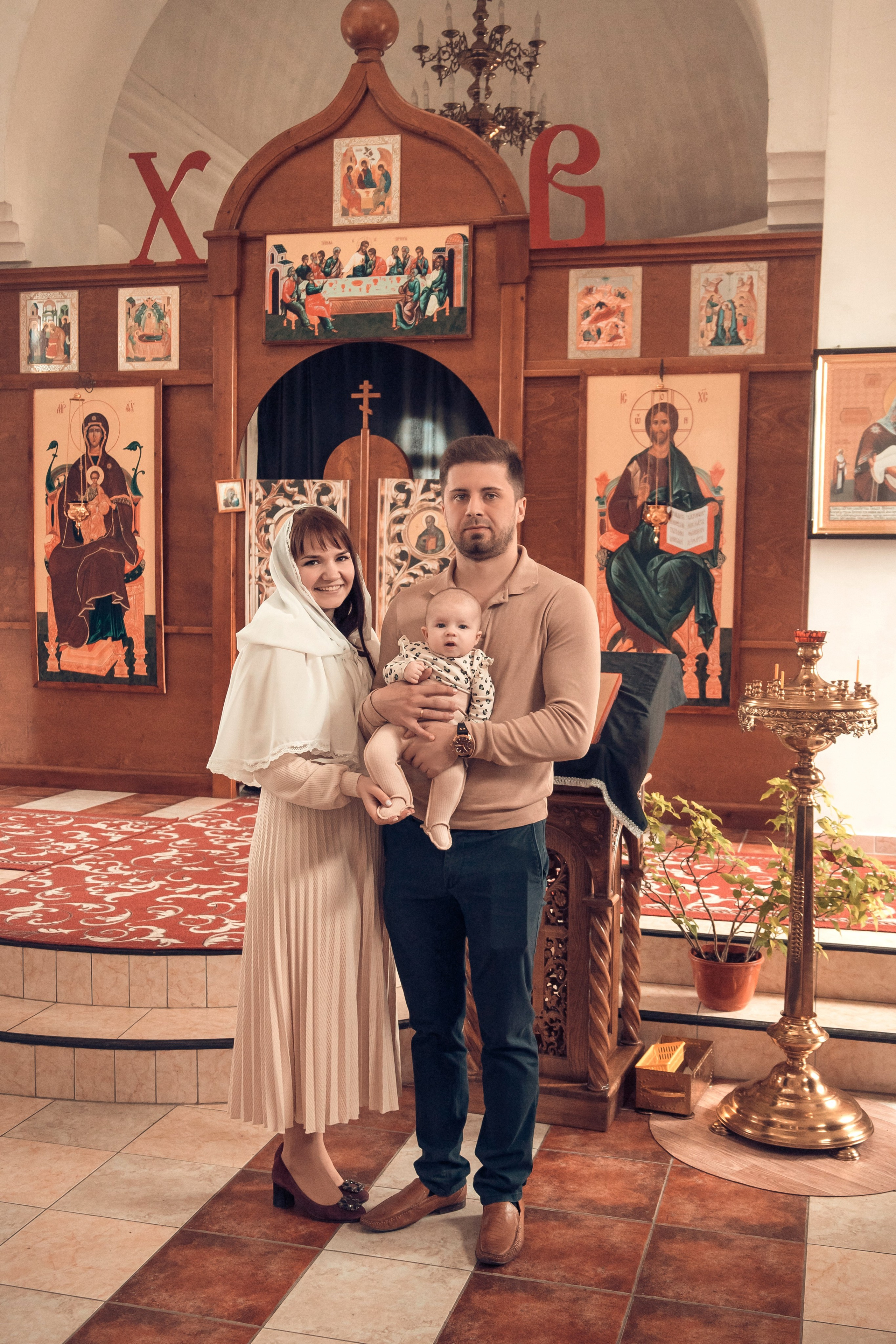 Таинство Крещения Ксении. Церковь Василия, епископа Рязанского. Семейный фотограф в Рязани и Рязанской области