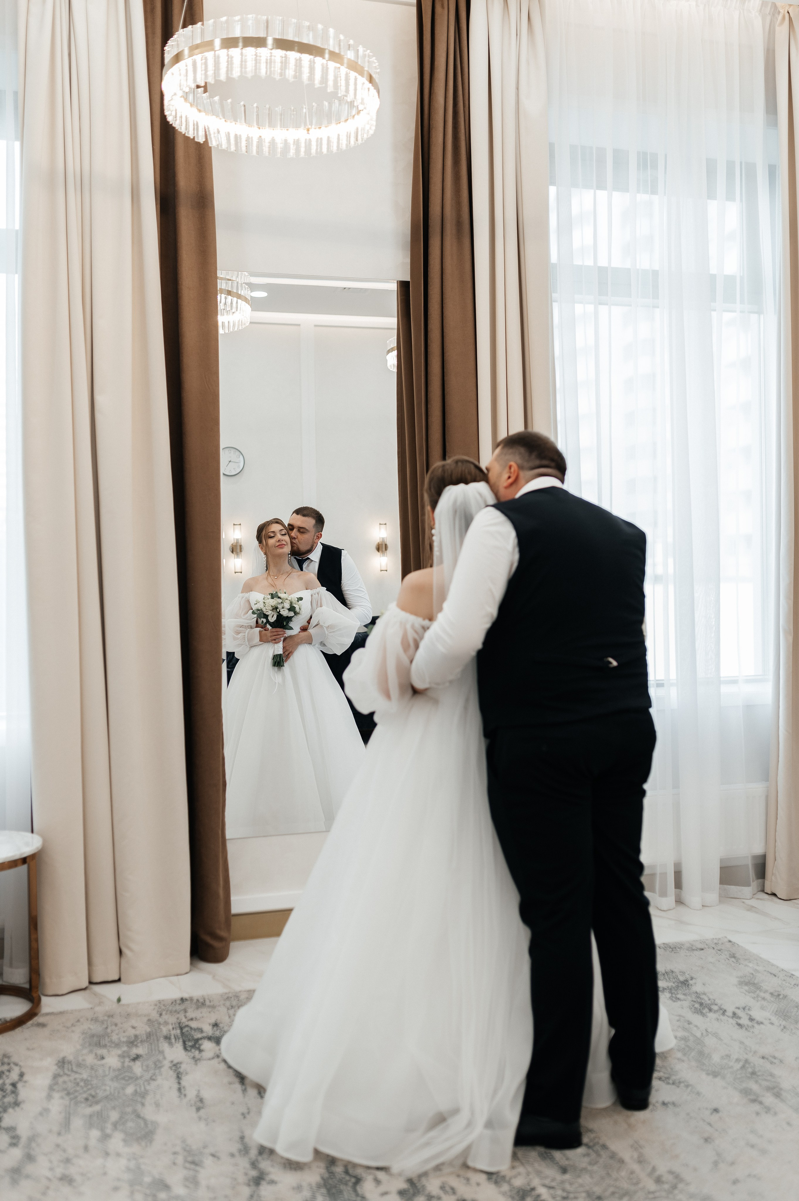 Алексей&Алина (сборы, загс бутово, прогулка). Фотограф в Москве Юлия Хамзина