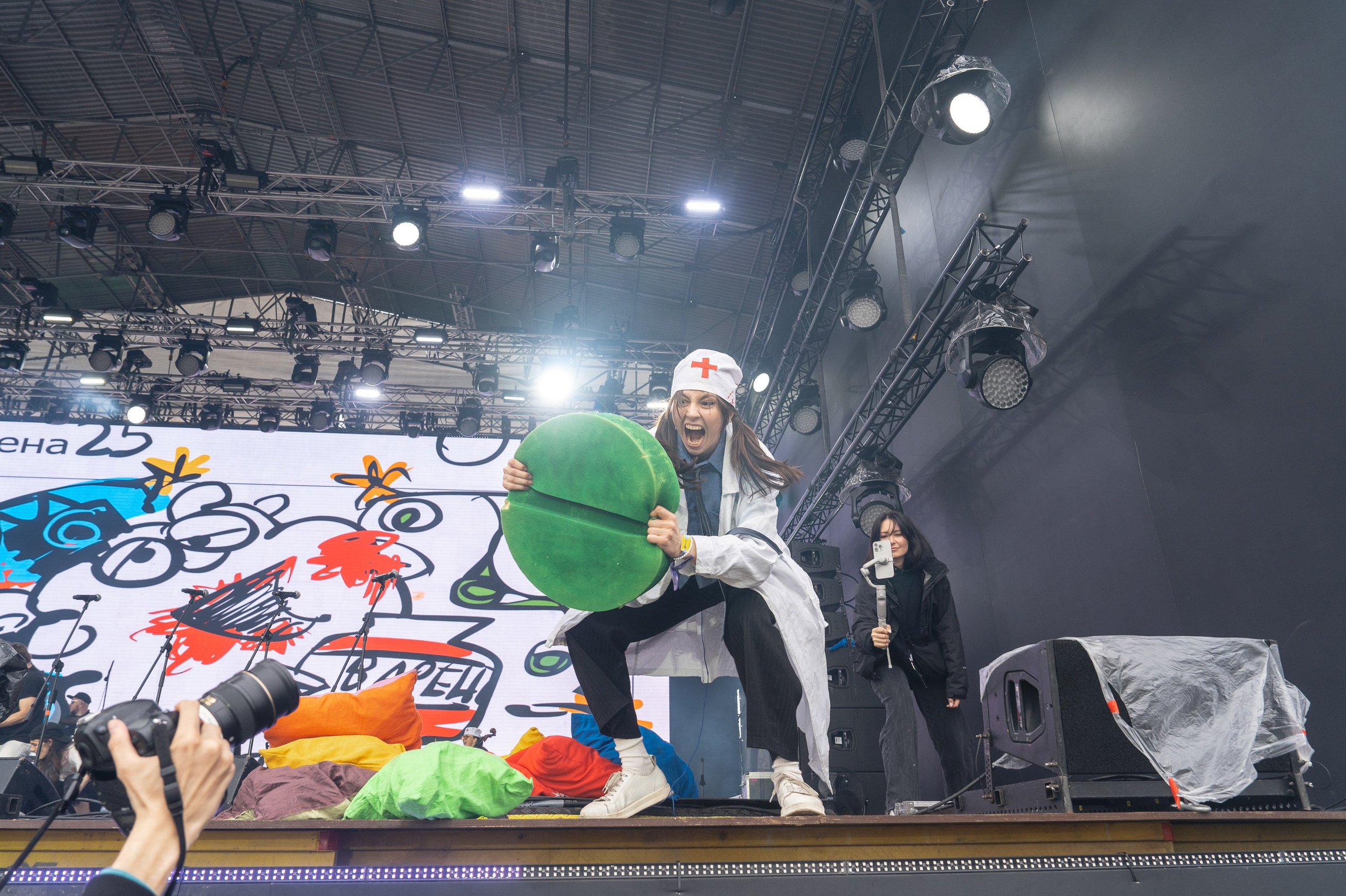 Фотографии музыкального фестиваля Дикая Мята 2025. Фотограф Николай Прокофьев модельные тесты в Москве