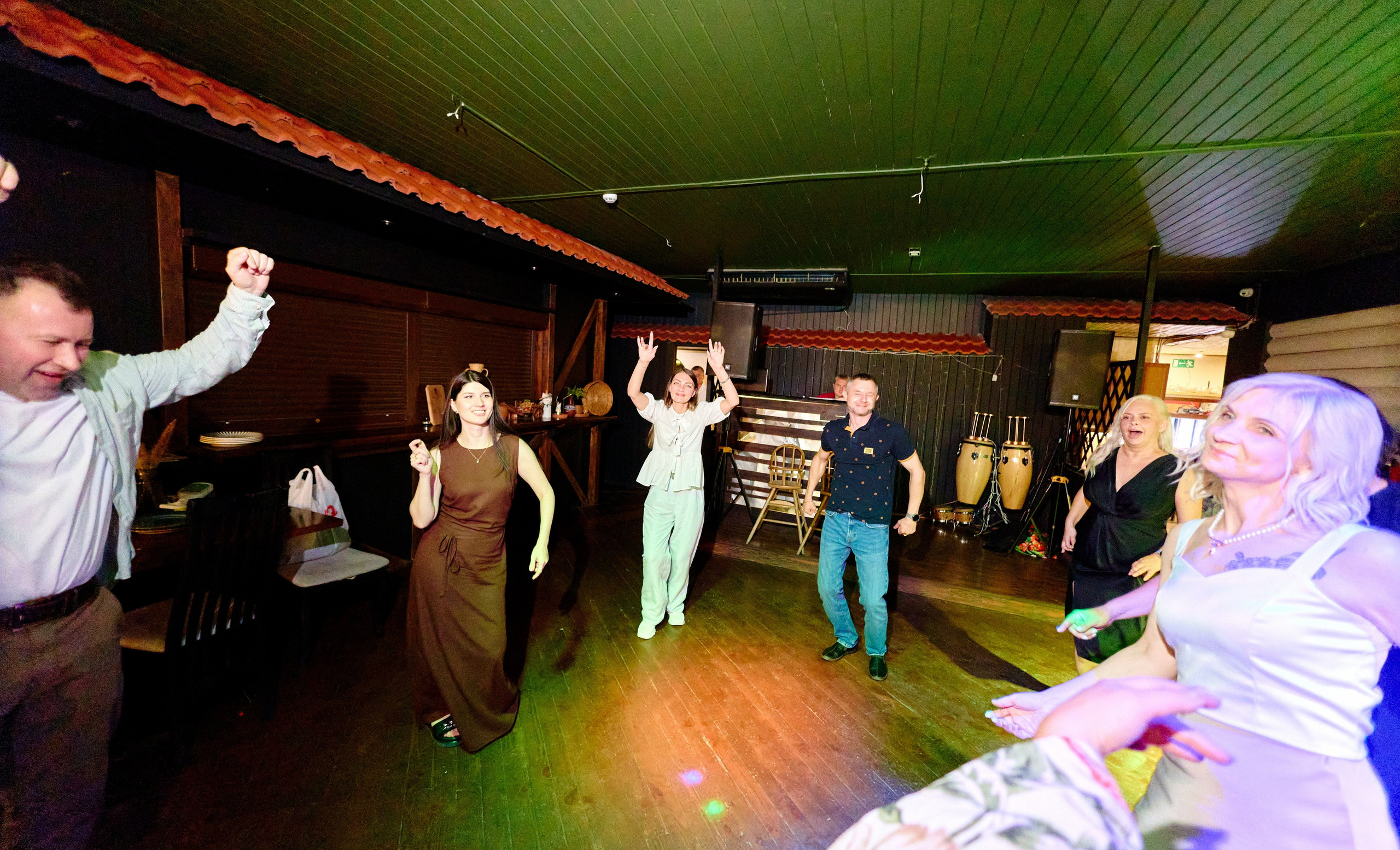 Выпускной 35 Сош. Фотограф Выпускные альбомы Таганрог Сергей Коробченко