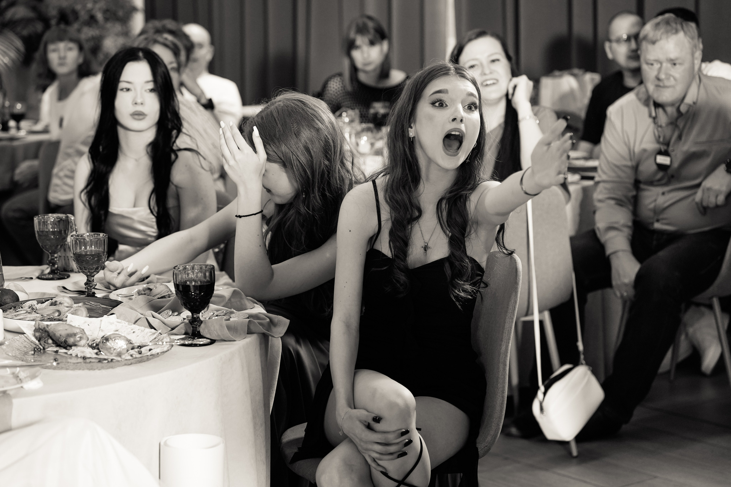 Выпускной вечер, гимназия № 40, 9 класс. Семейный и портретный фотограф в Екатеринбурге Анна Лобанова