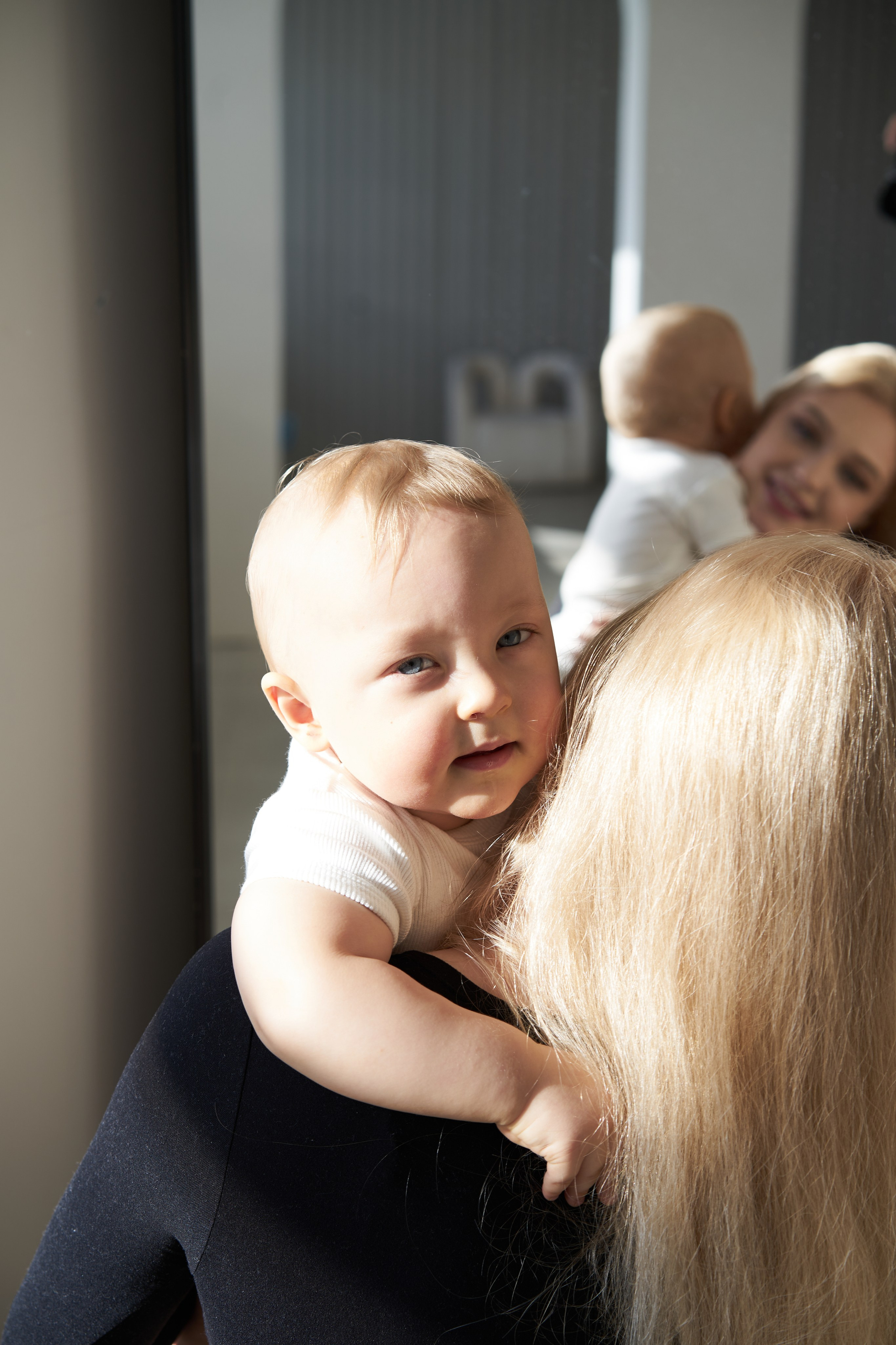 Семейная фотосессия в студии. Фотограф Екатеринбург Кокшарова Александра