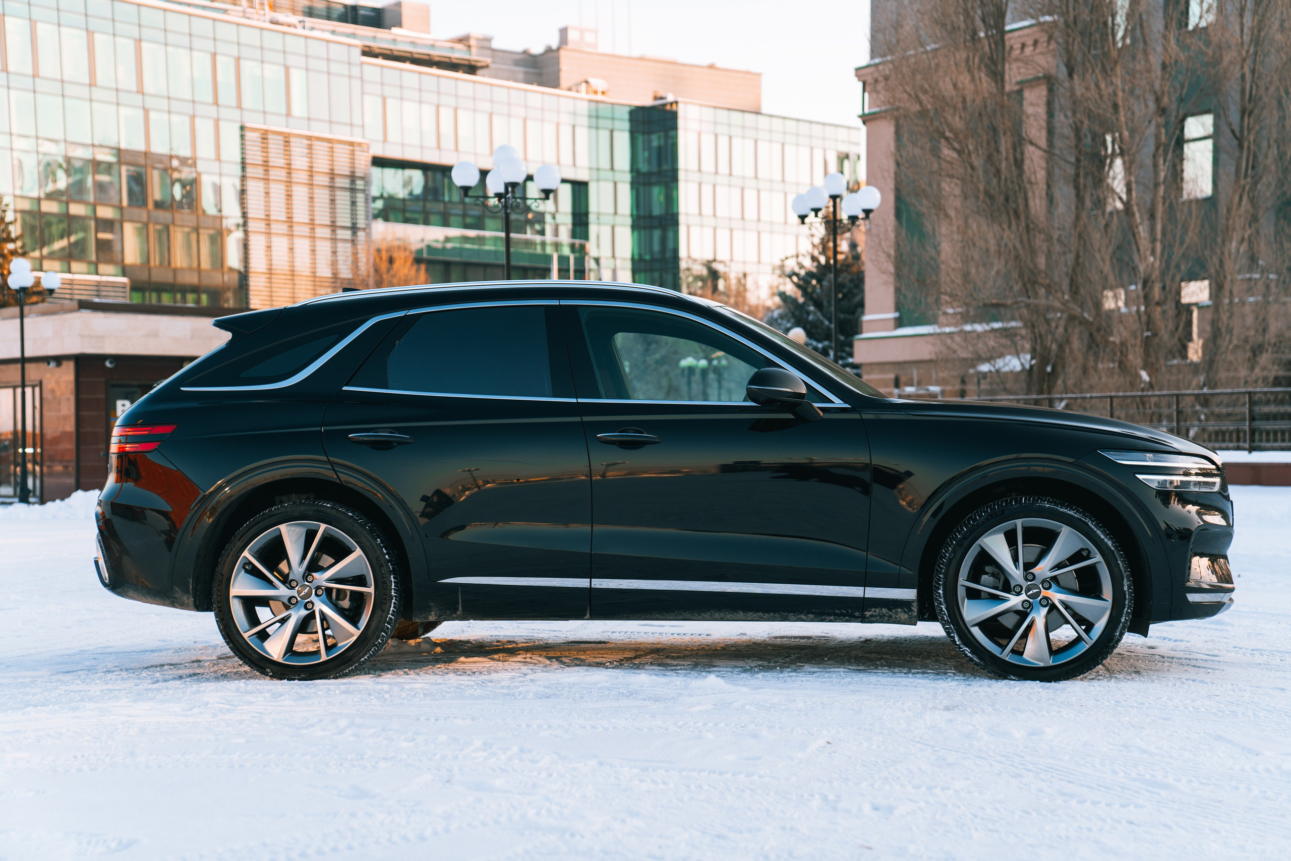 Genesis GV70. Идеальные портреты для соцсетей — Фотограф Ленар