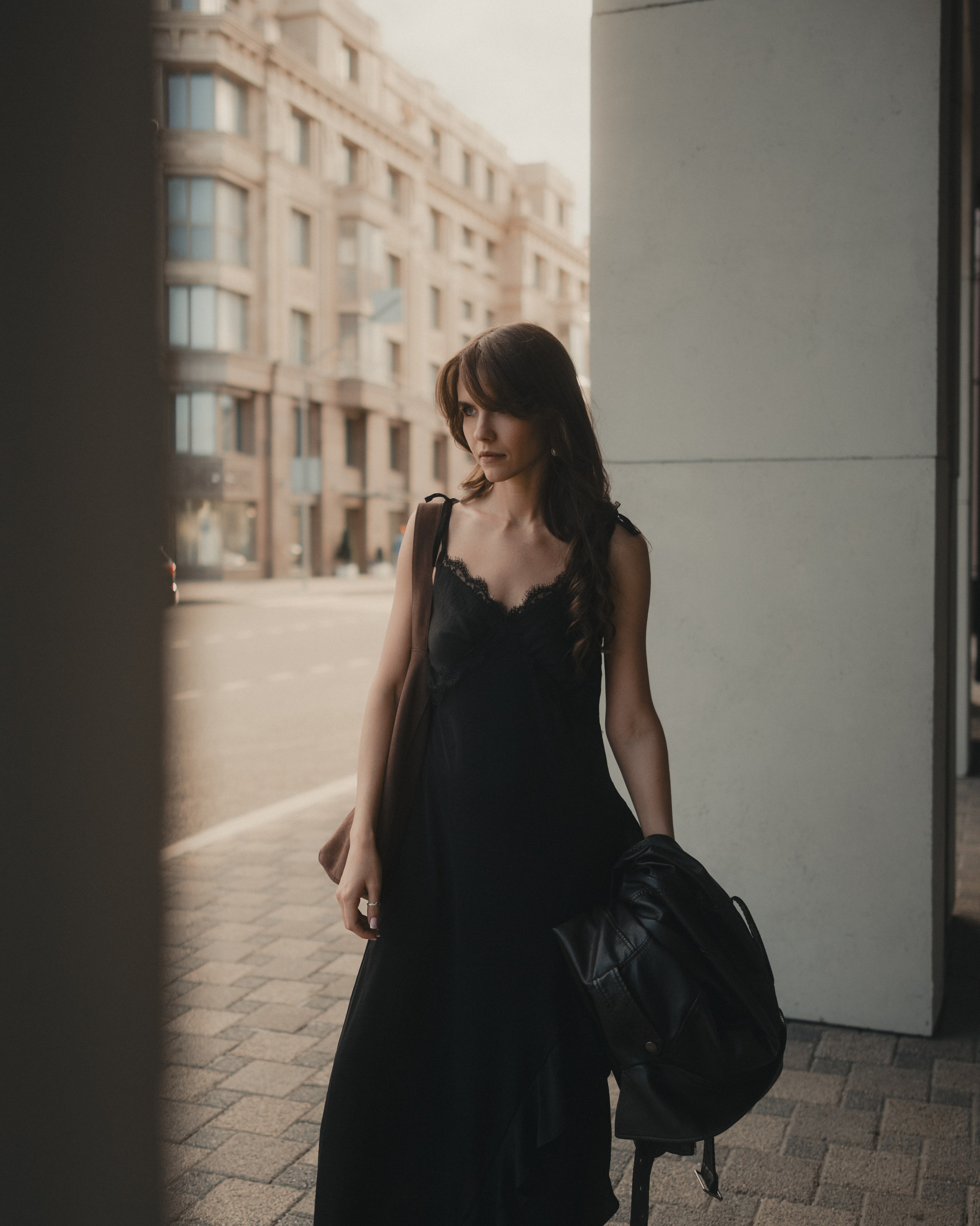 Street Photoshoot with Dasha in the City Center of Kazan — Anton Avanzato