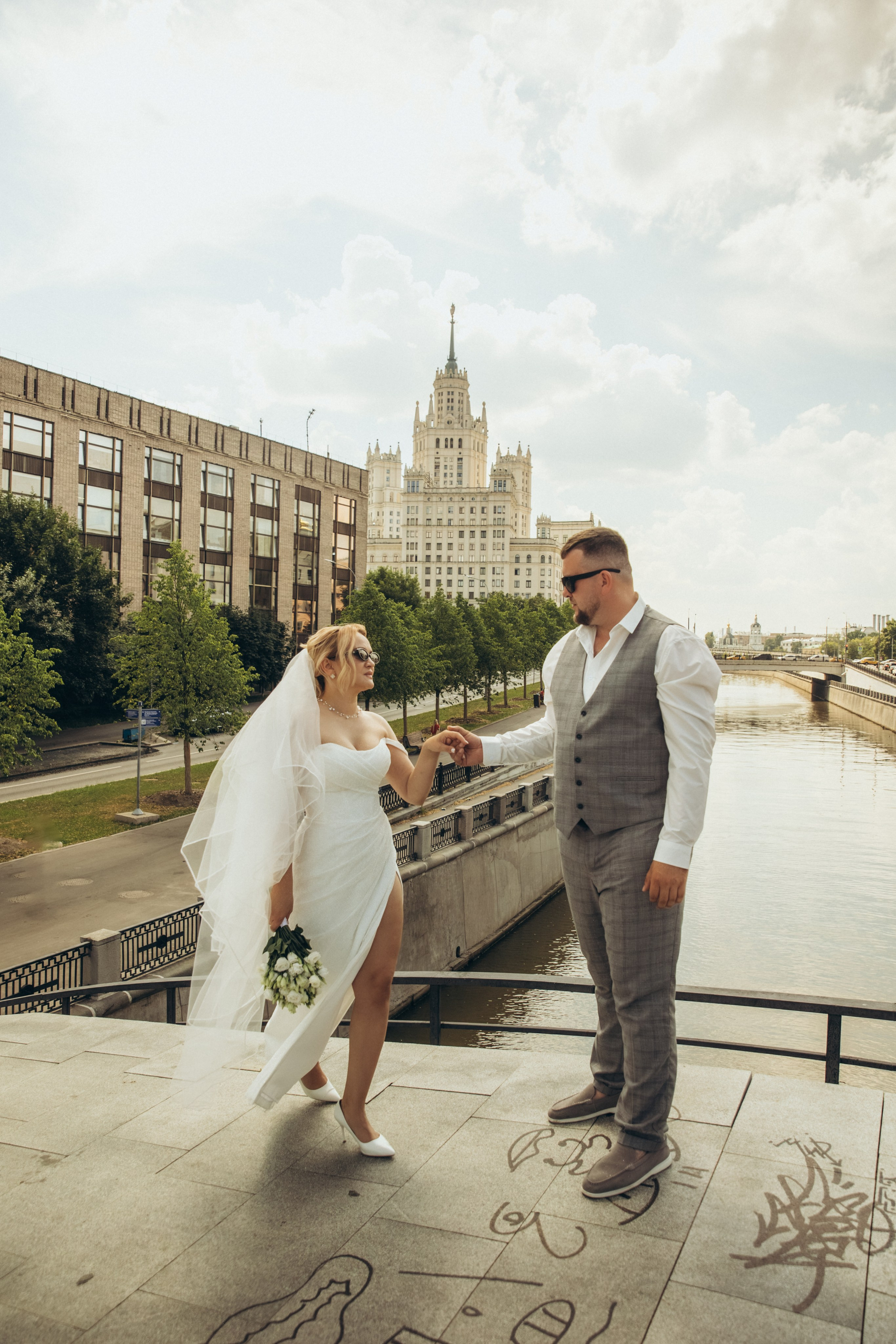 Тессинский мост свадьба. Свадебный и семейный фотограф Москва и Московская область