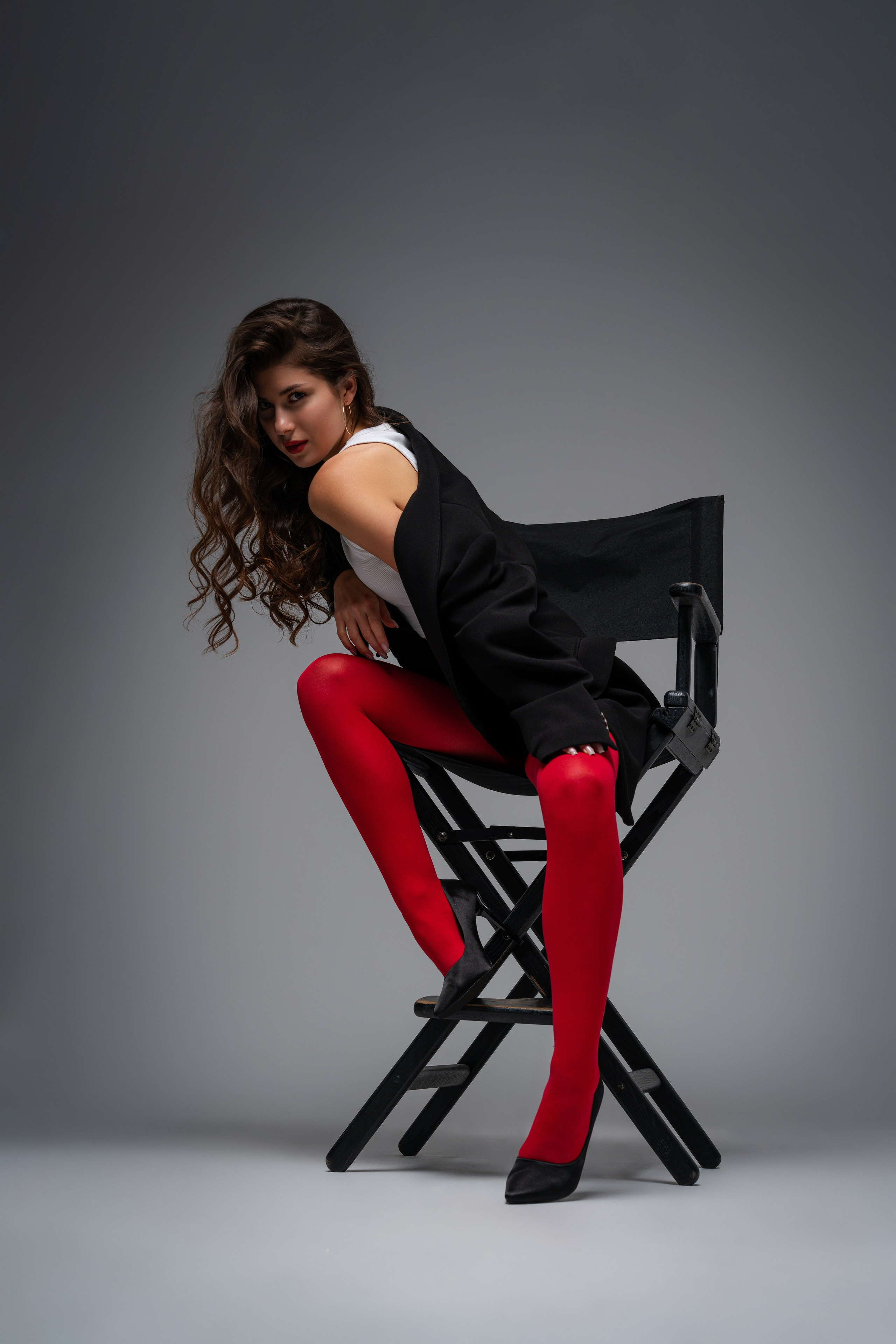 Стильная женская фотоссесия в студии