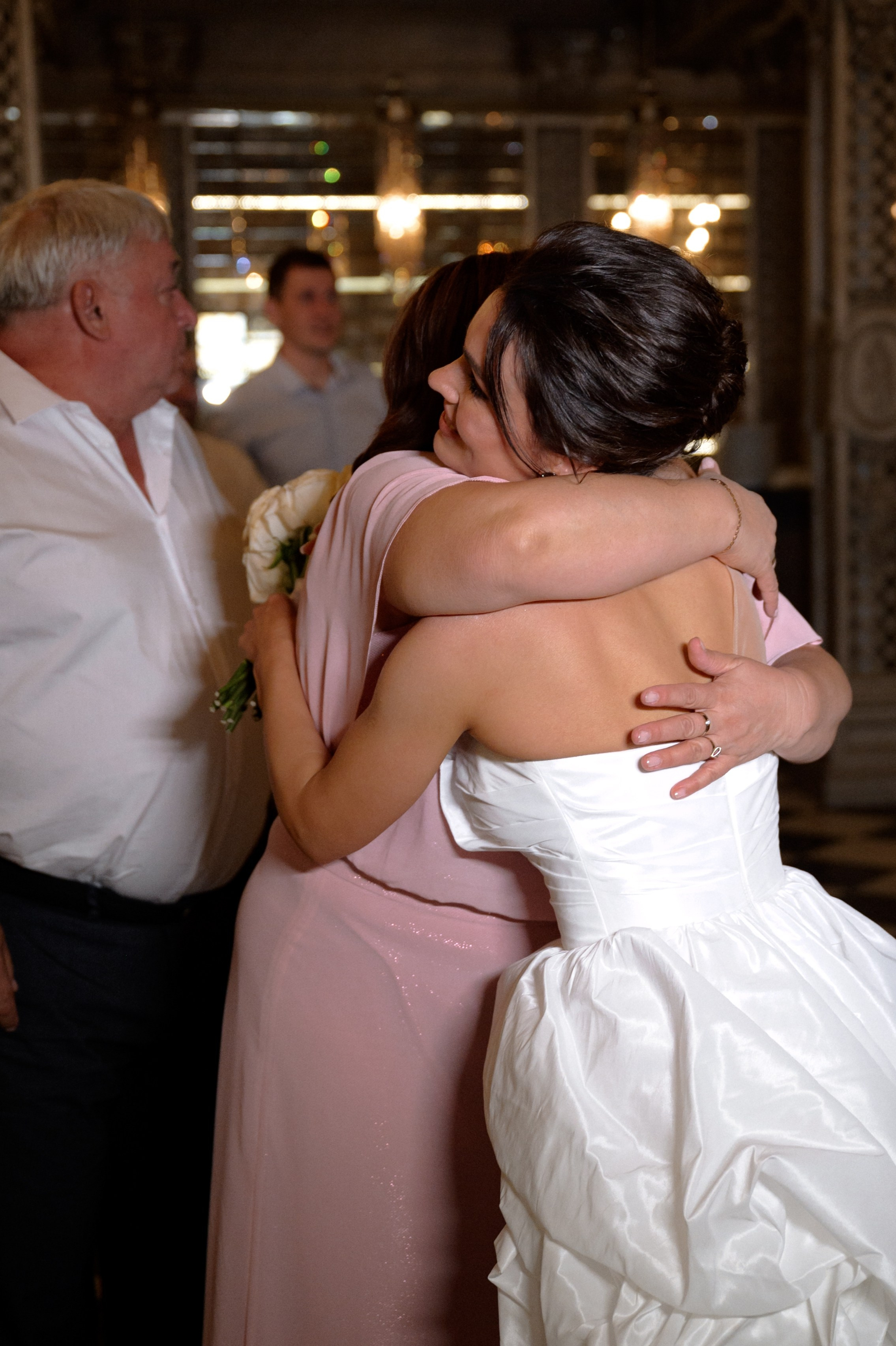 23.08.2024. RETOUCH-HOUSE