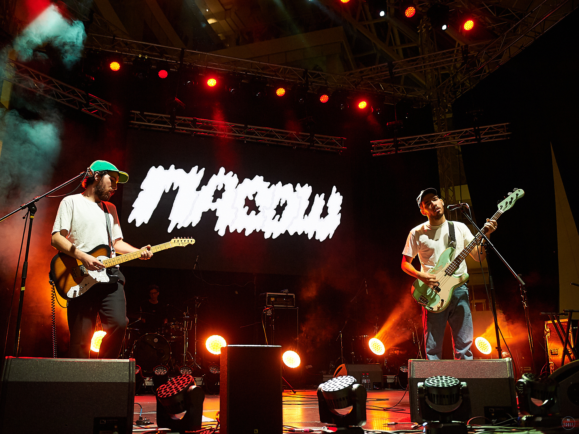 Пасош. Фотографии отовсюду и обо всем