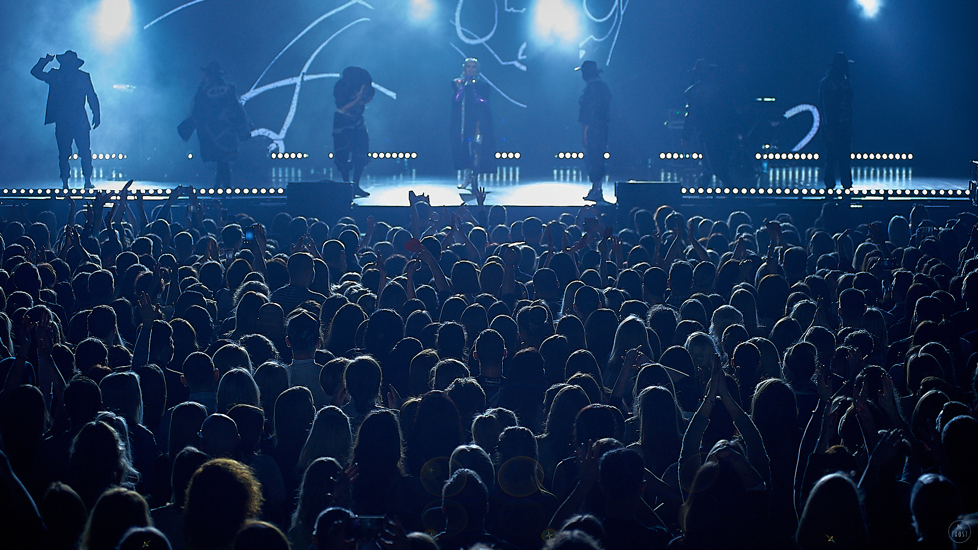 Полина Гагарина. Фотографии отовсюду и обо всем