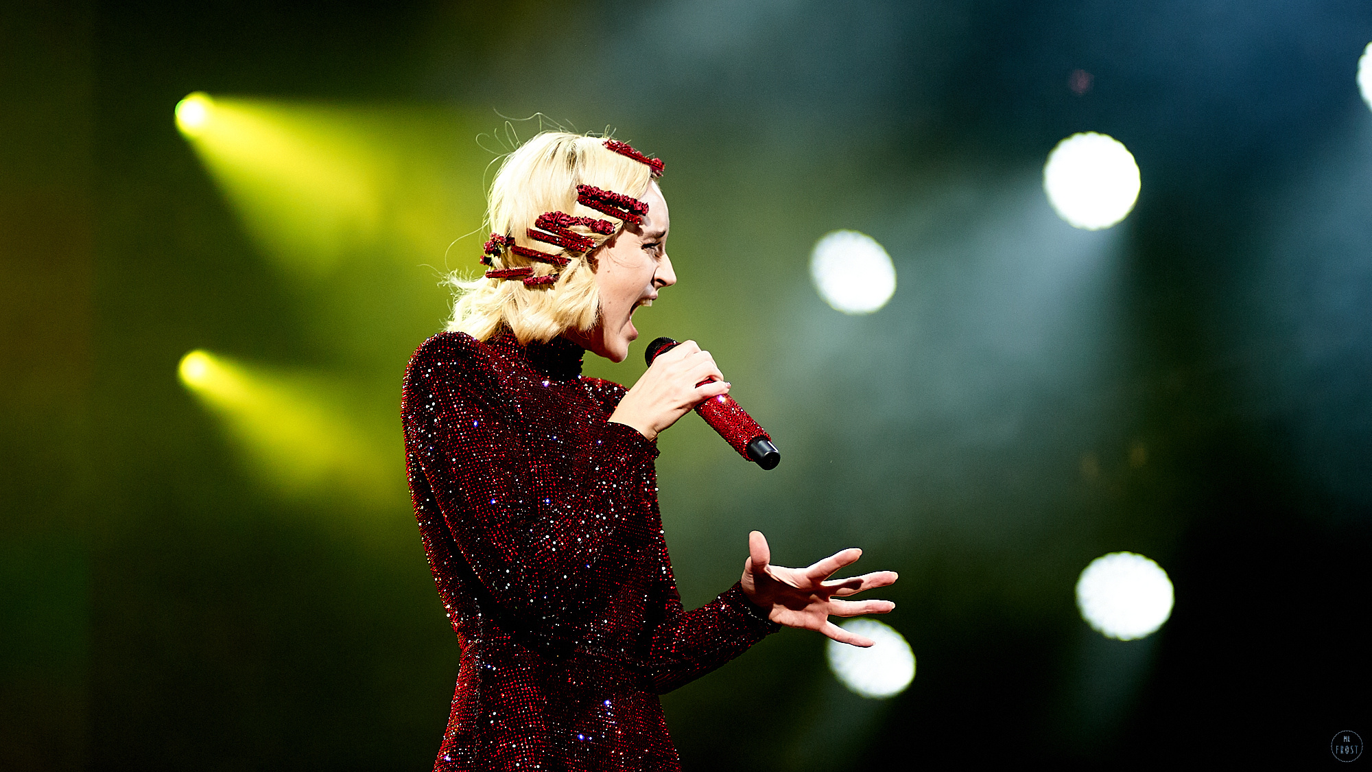 Полина Гагарина. Фотографии отовсюду и обо всем