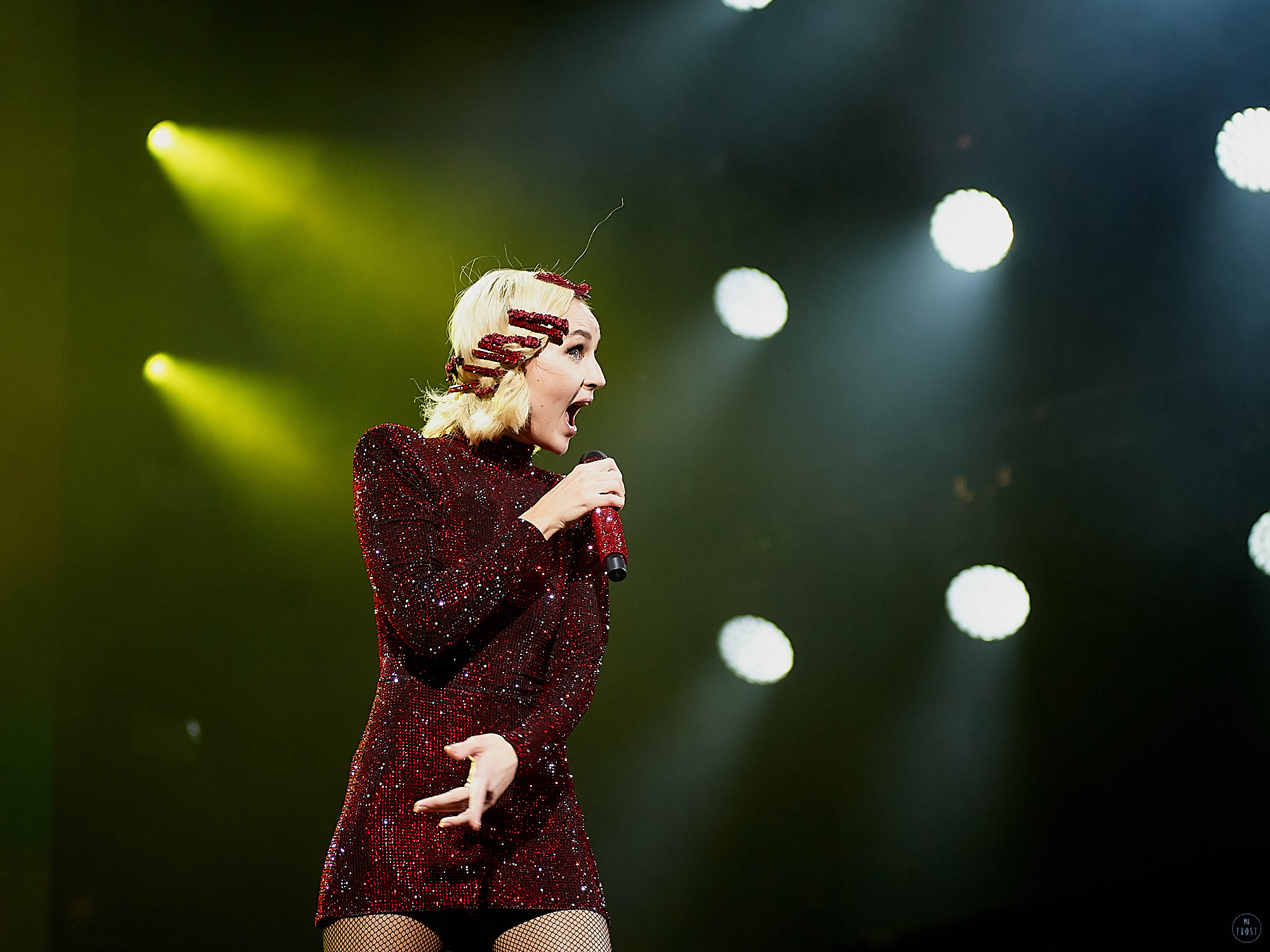 Полина Гагарина. Фотографии отовсюду и обо всем