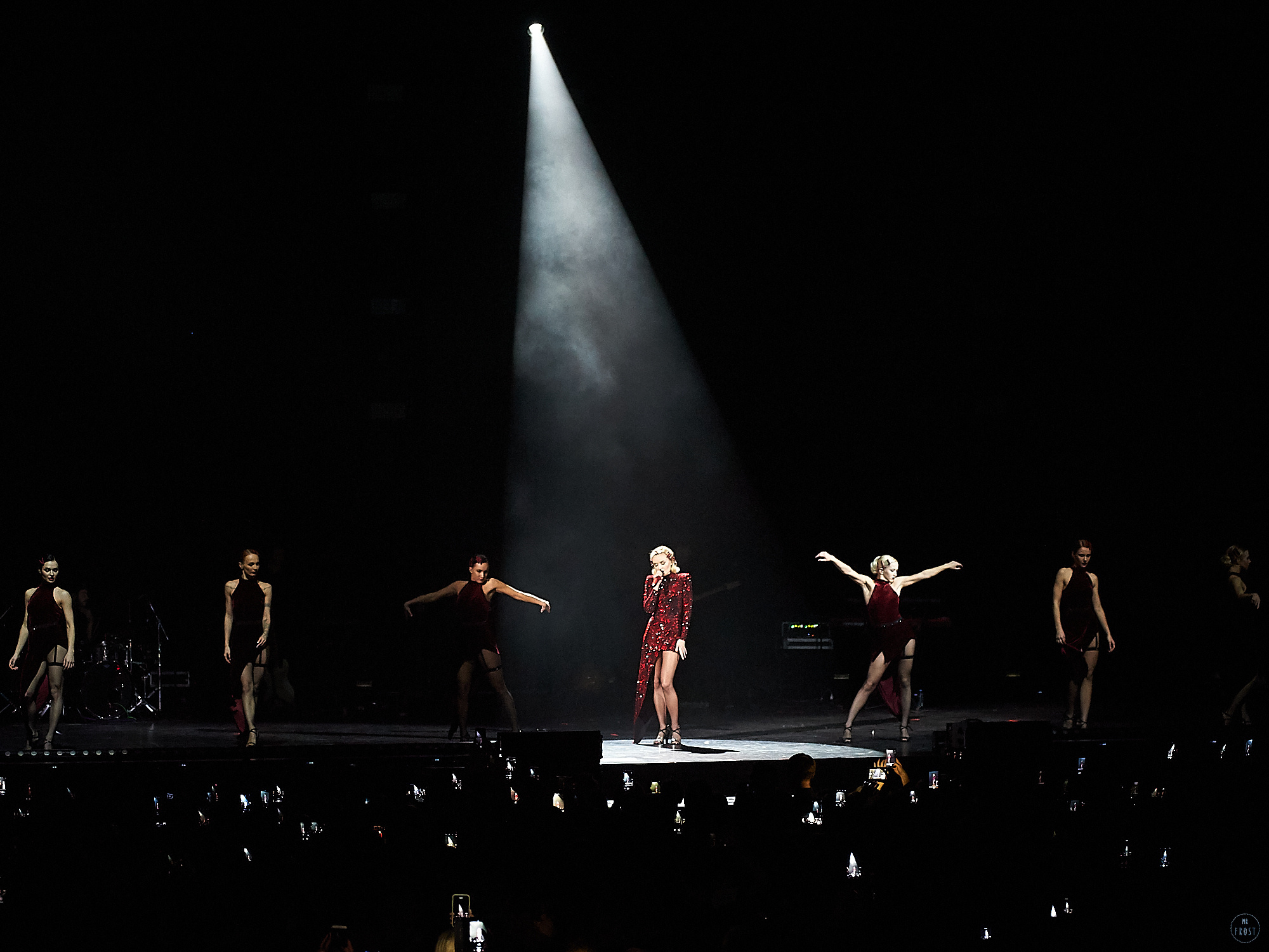 Полина Гагарина. Фотографии отовсюду и обо всем