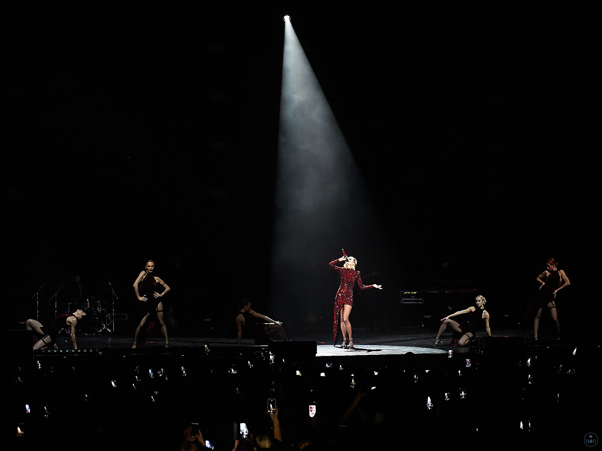 Полина Гагарина. Фотографии отовсюду и обо всем