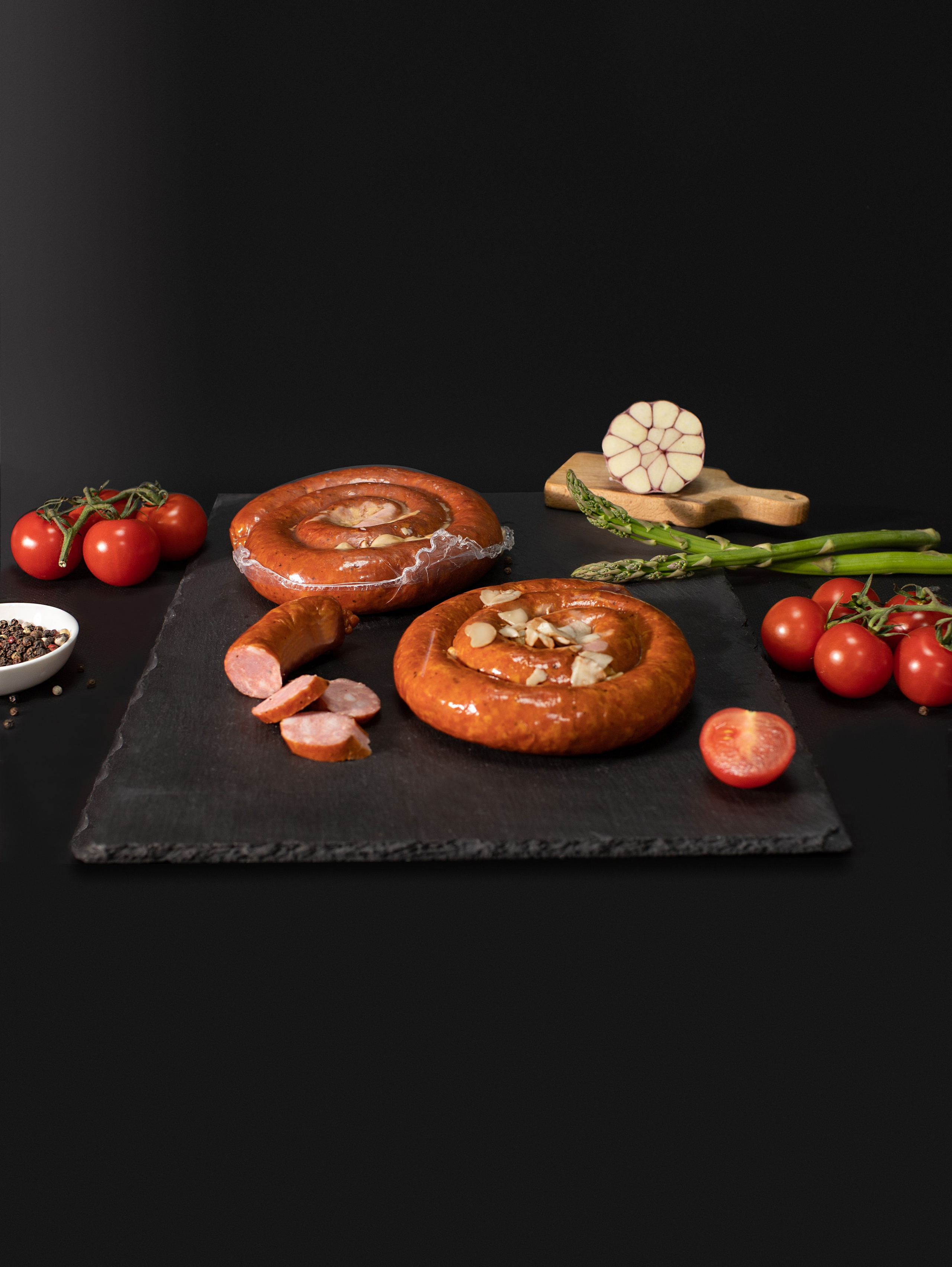 Колбасы для странички вк. Предметная фотография